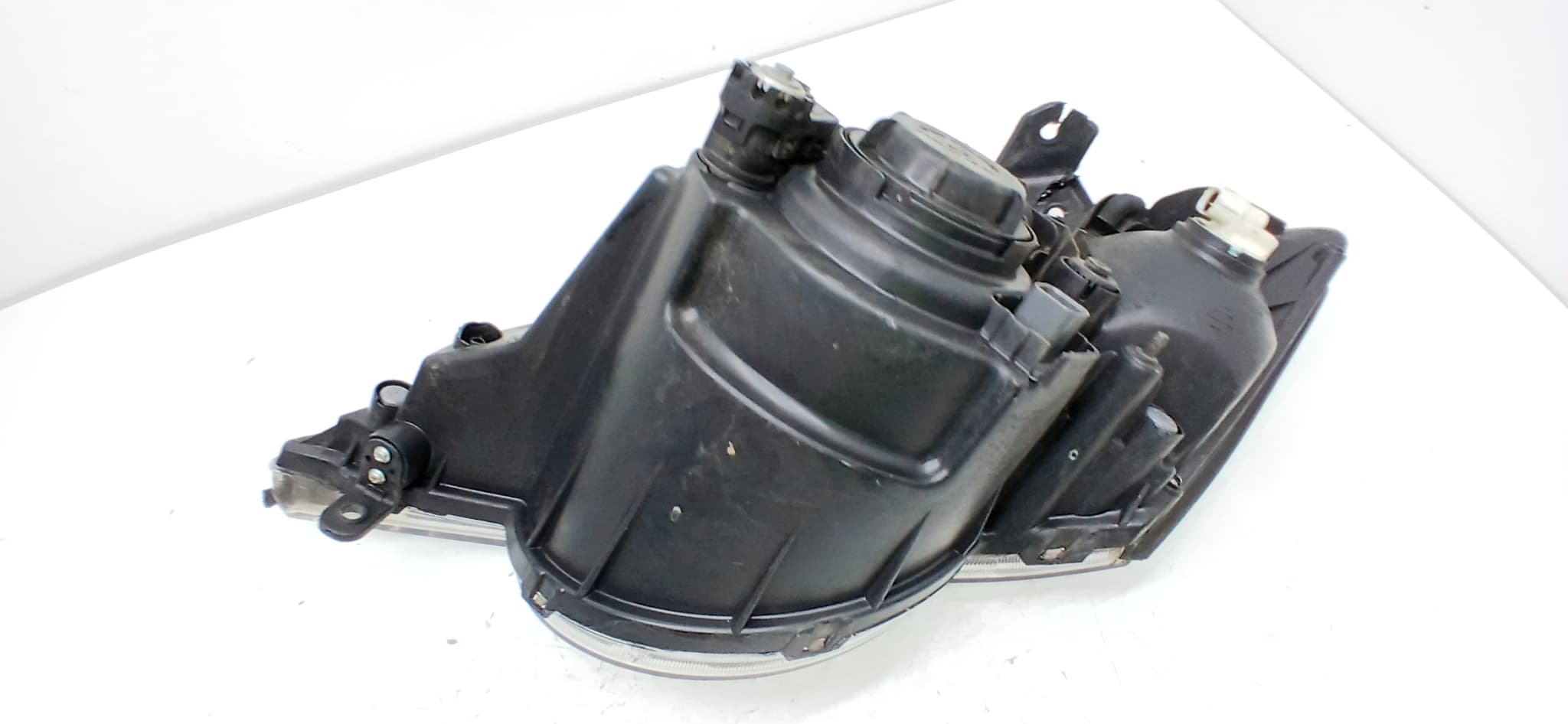 Faro derecho SSANGYONG ACTYON 2