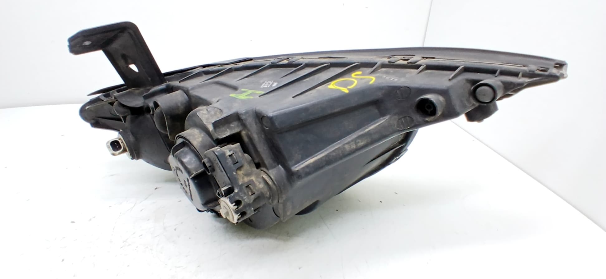 Faro izquierdo SSANGYONG ACTYON 3
