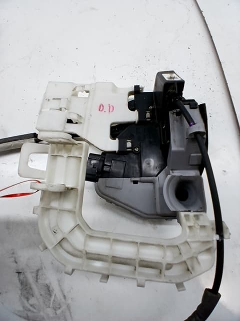 Cerradura puerta delantera derecha HYUNDAI IONIQ