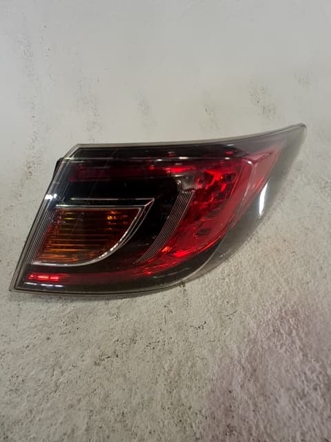 Piloto trasero derecho MAZDA 6 BERLINA (GG)