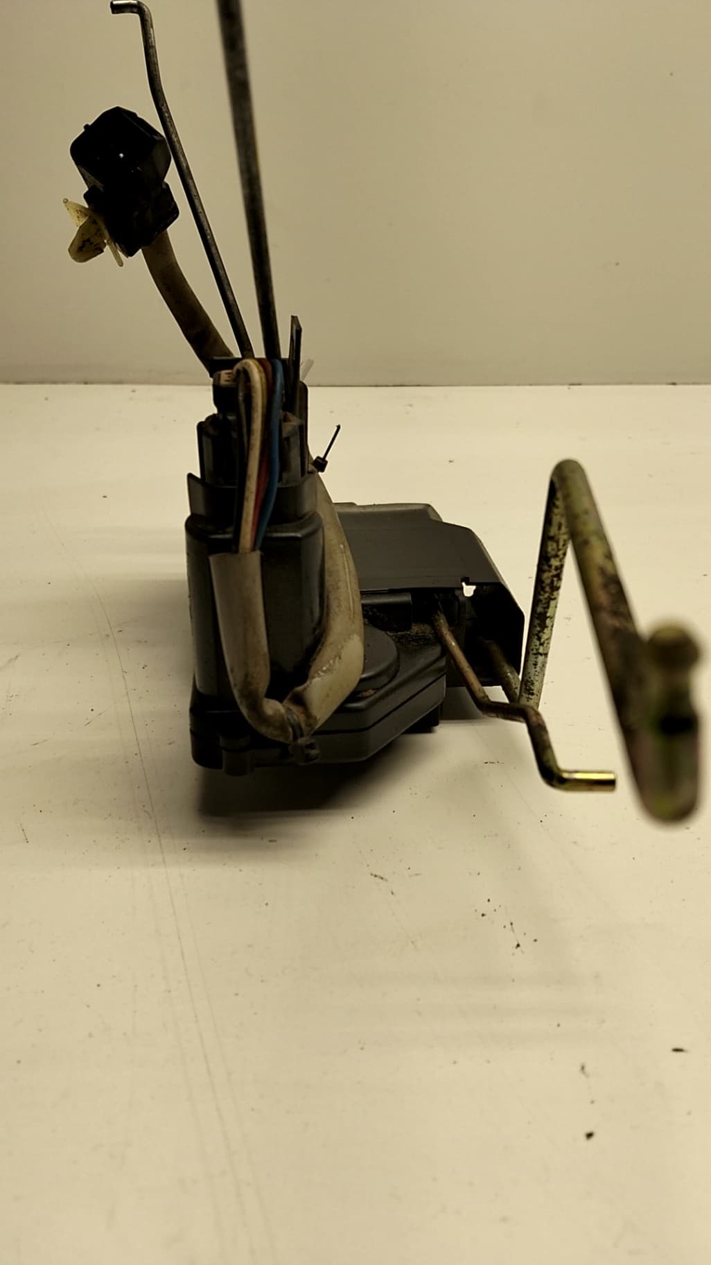 Cerradura puerta delantera derecha HYUNDAI GETZ (TB) 3
