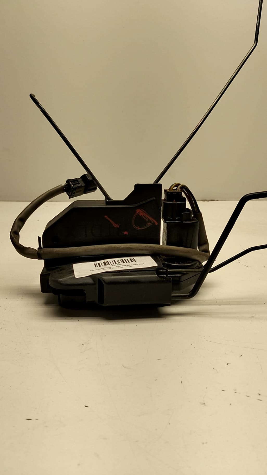 Cerradura puerta delantera izquierda HYUNDAI GETZ (TB)