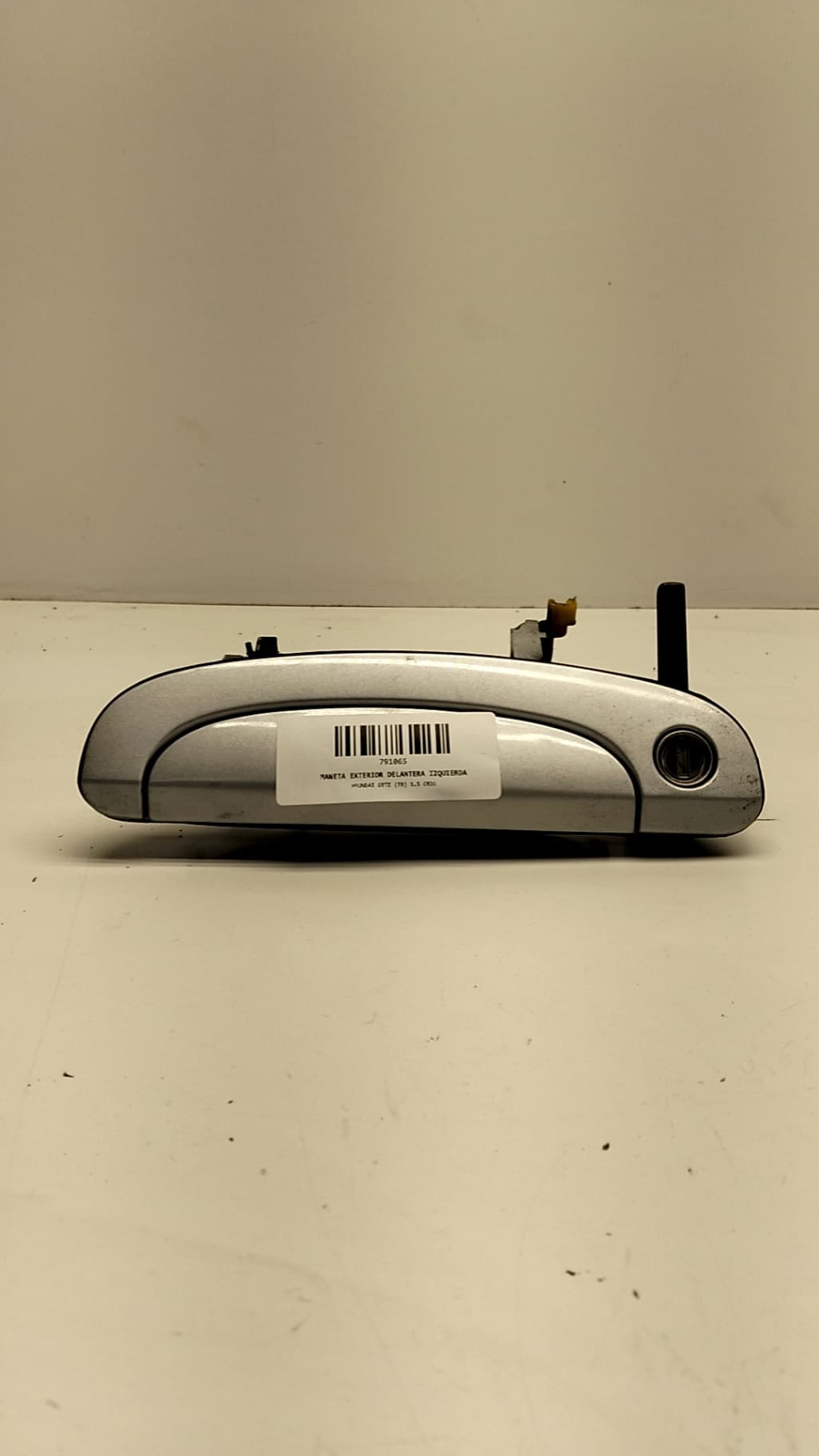 Maneta exterior delantera izquierda HYUNDAI GETZ (TB)