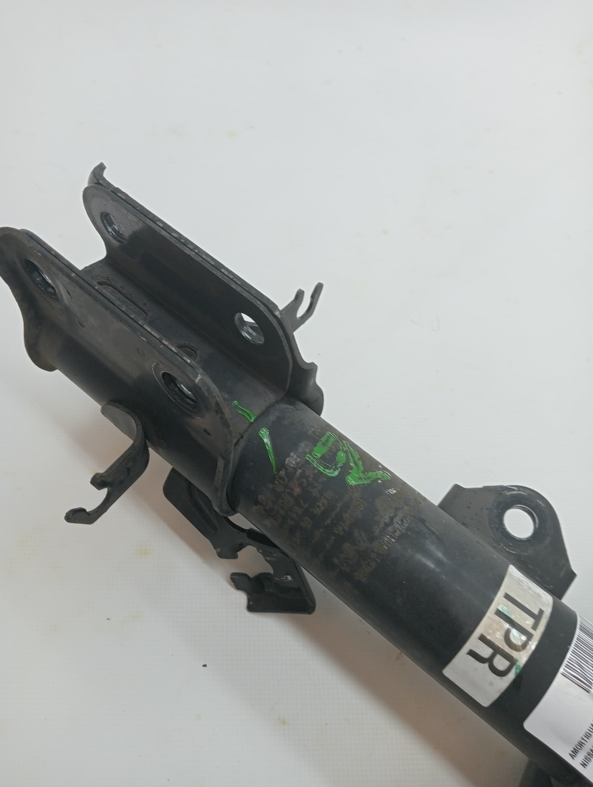 Amortiguador delantero derecho NISSAN JUKE (F15) 3