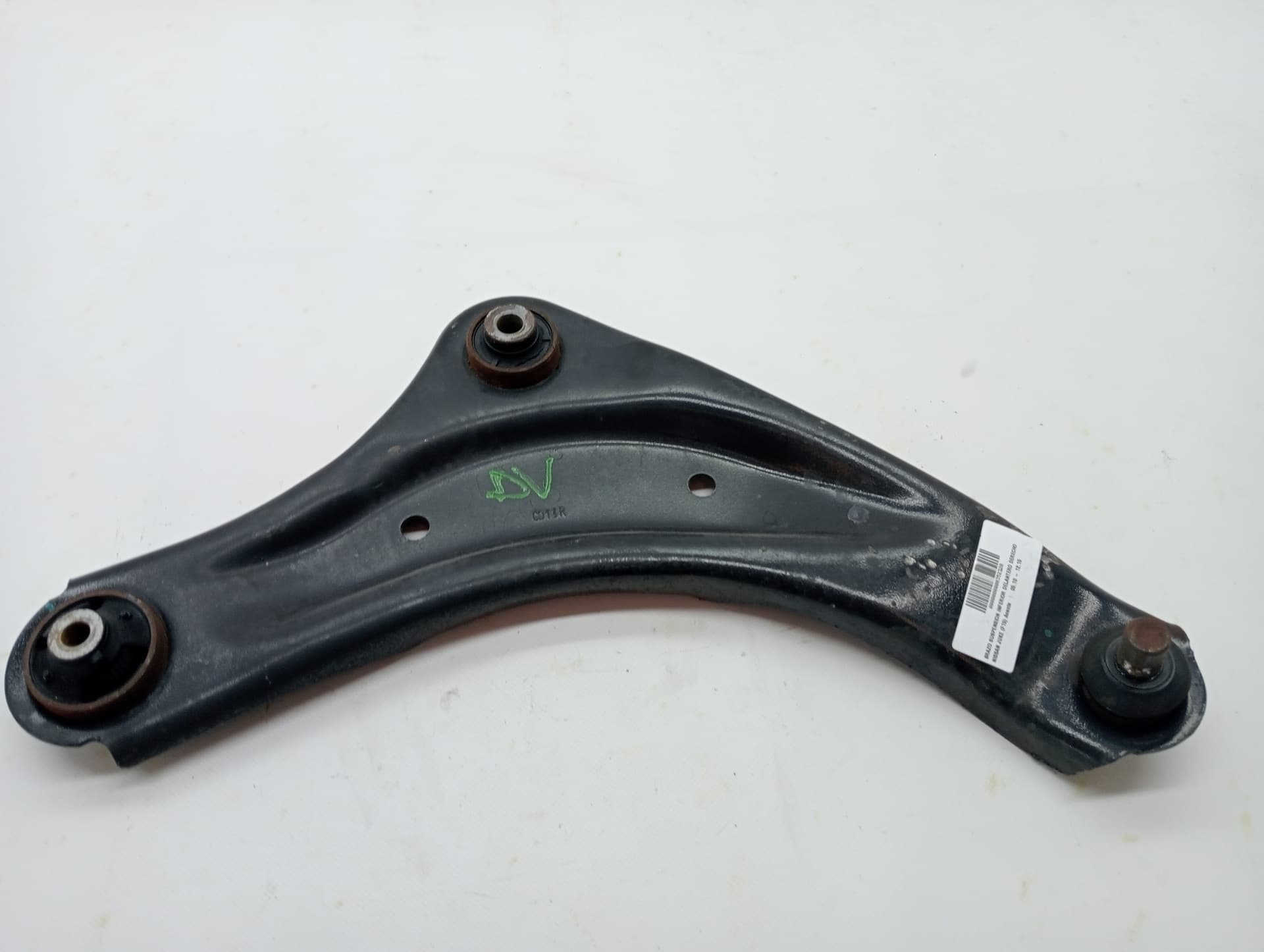 Brazo suspension inferior delantero derecho NISSAN JUKE (F15)