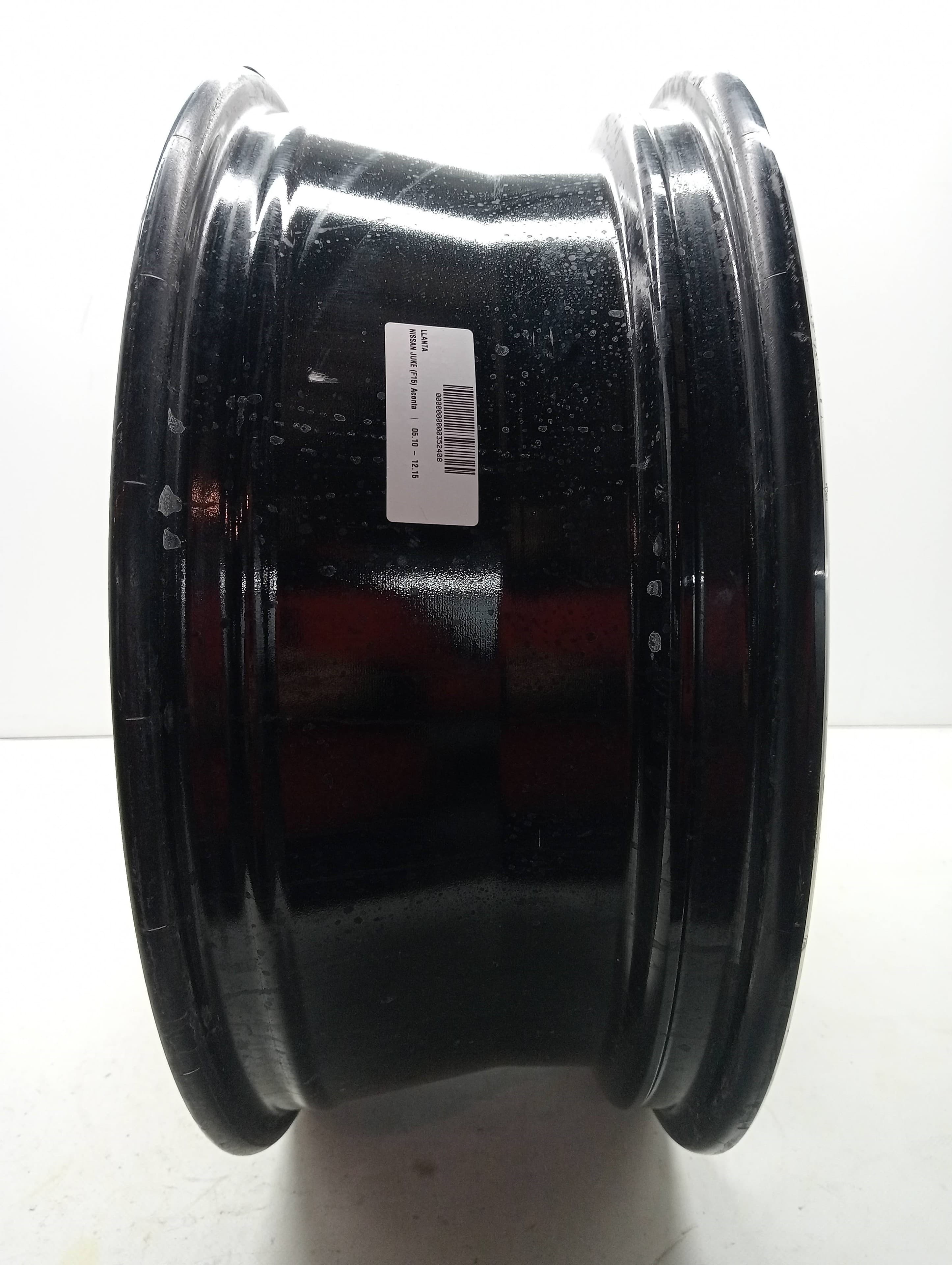 Llanta NISSAN JUKE (F15) 4