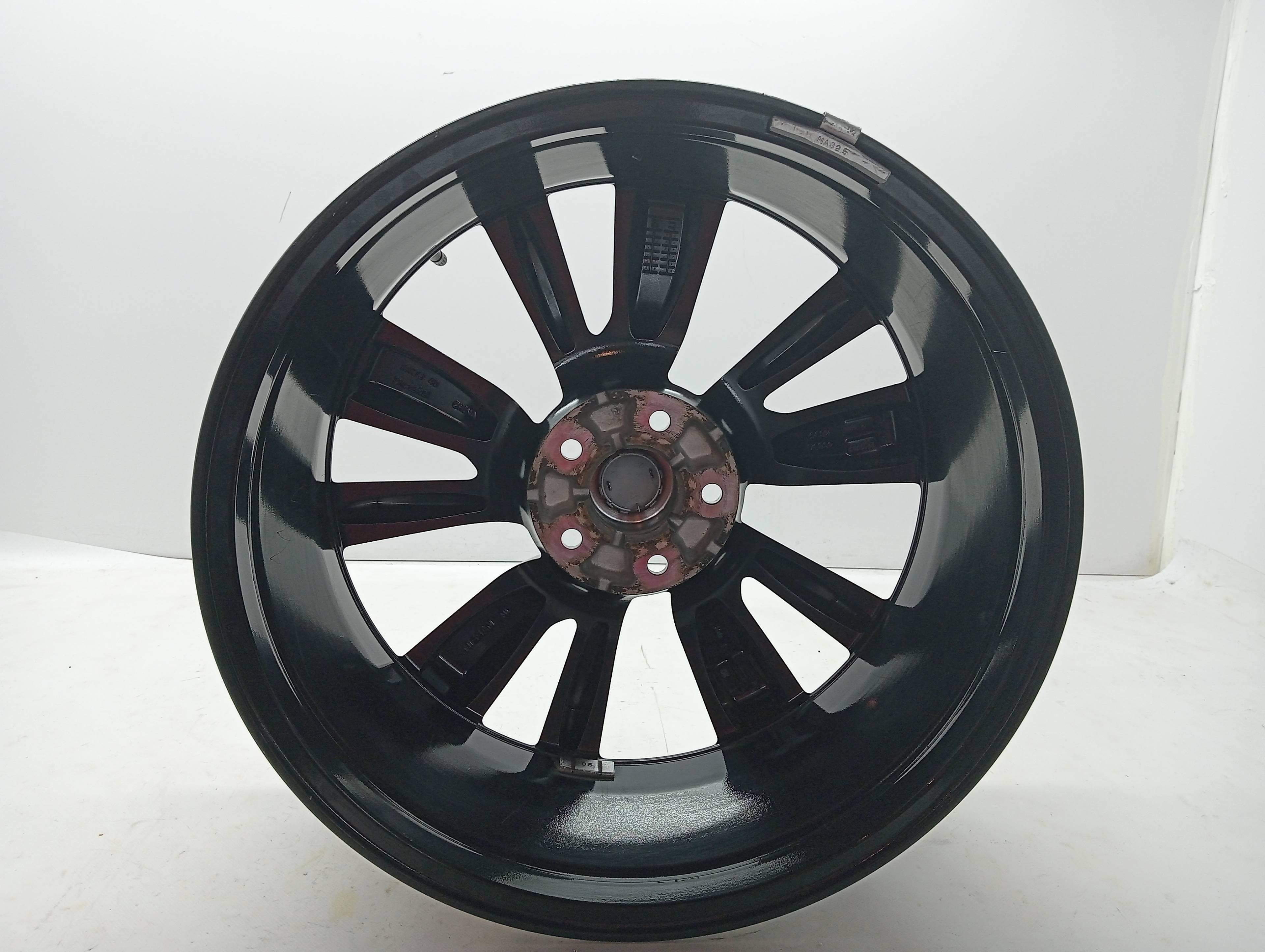 Llanta NISSAN JUKE (F15) 3