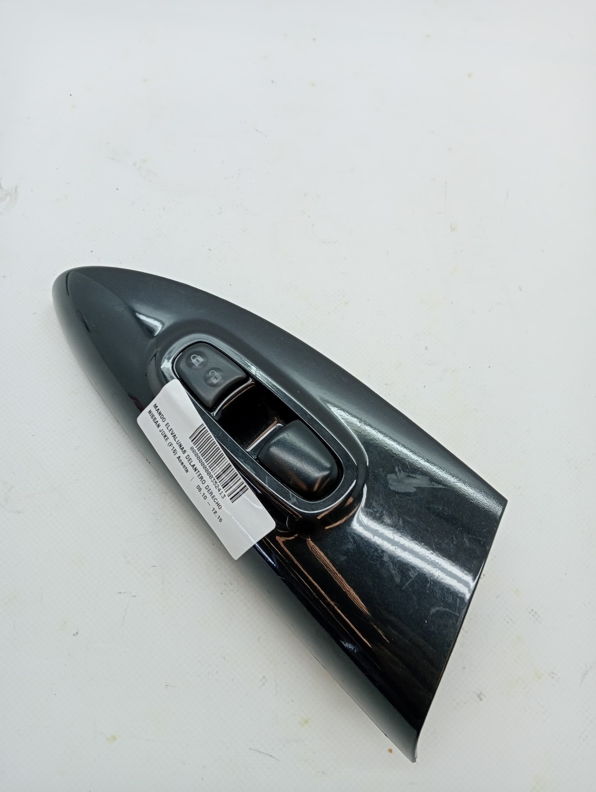 Mando elevalunas delantero derecho NISSAN JUKE (F15)