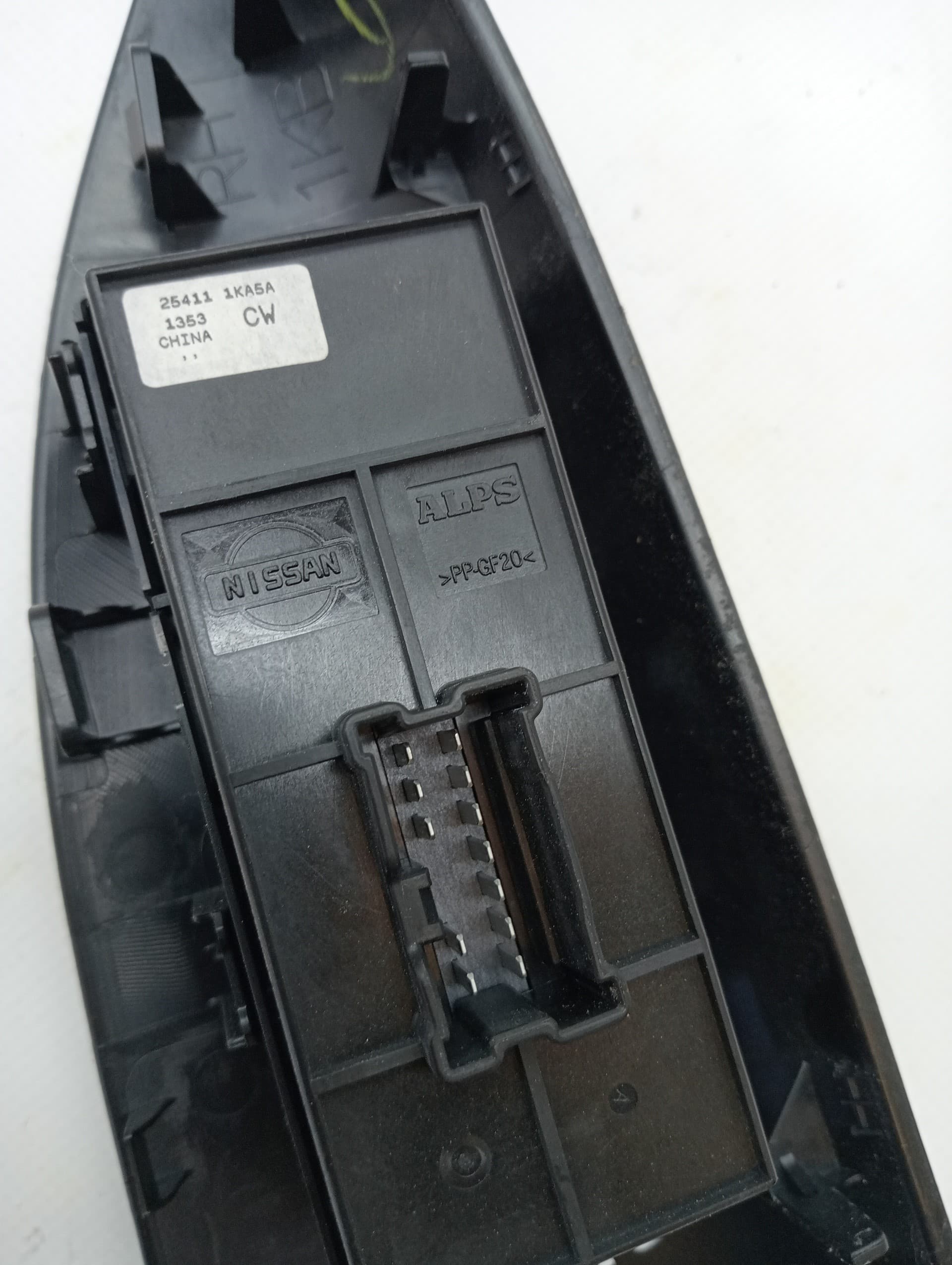 Mando elevalunas delantero derecho NISSAN JUKE (F15) 2