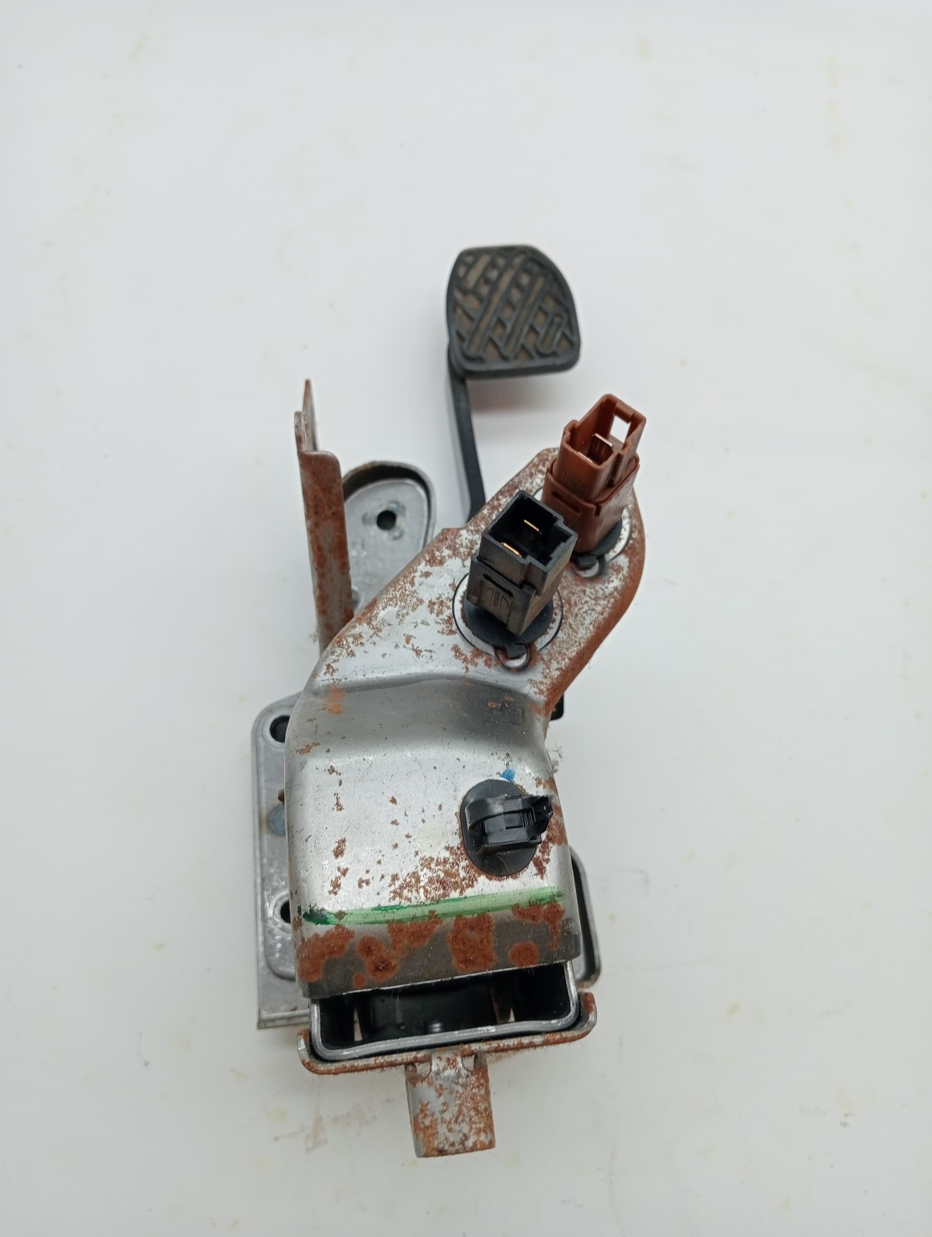 Pedal freno NISSAN JUKE (F15) 3
