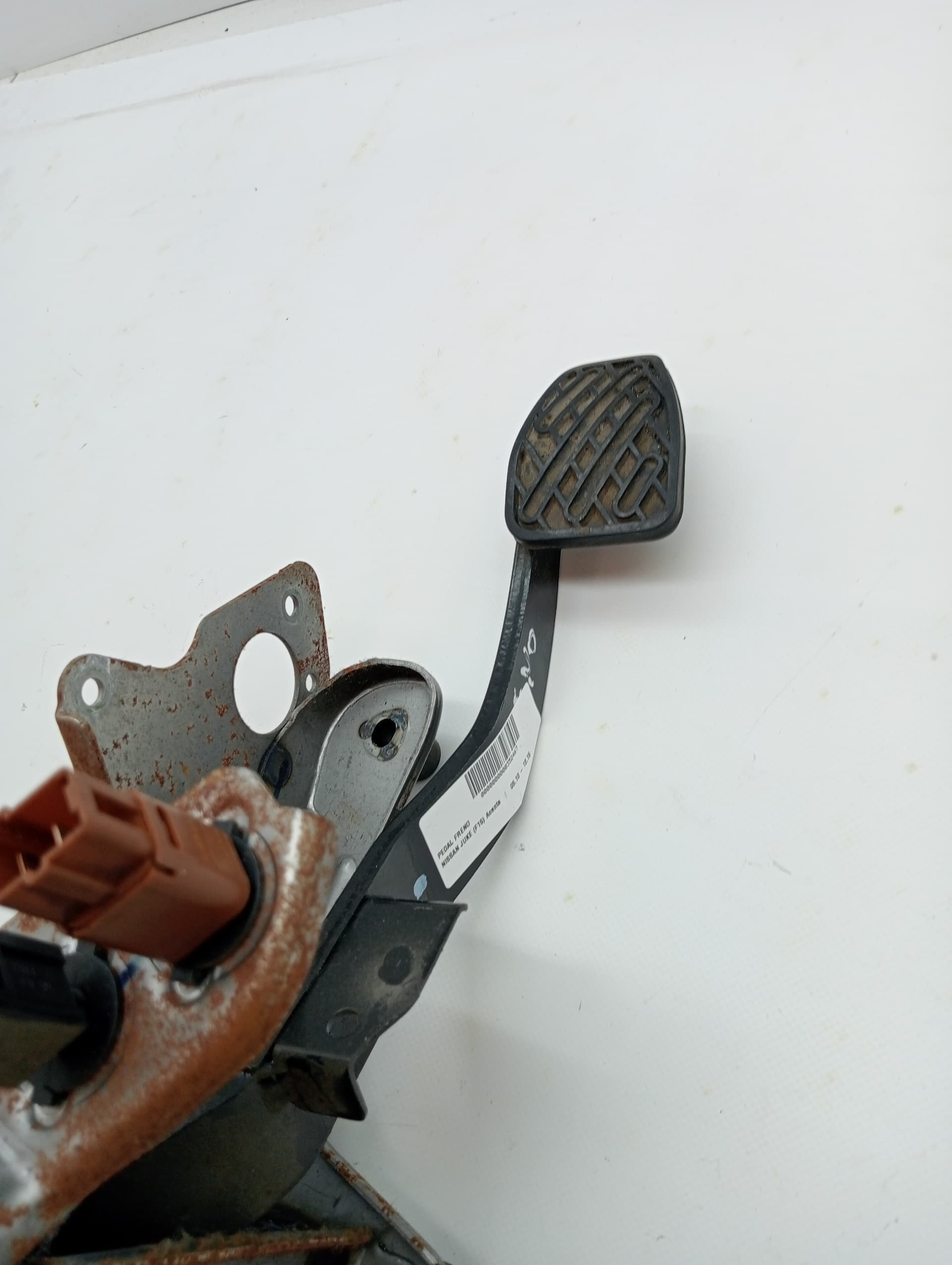 Pedal freno NISSAN JUKE (F15) 2