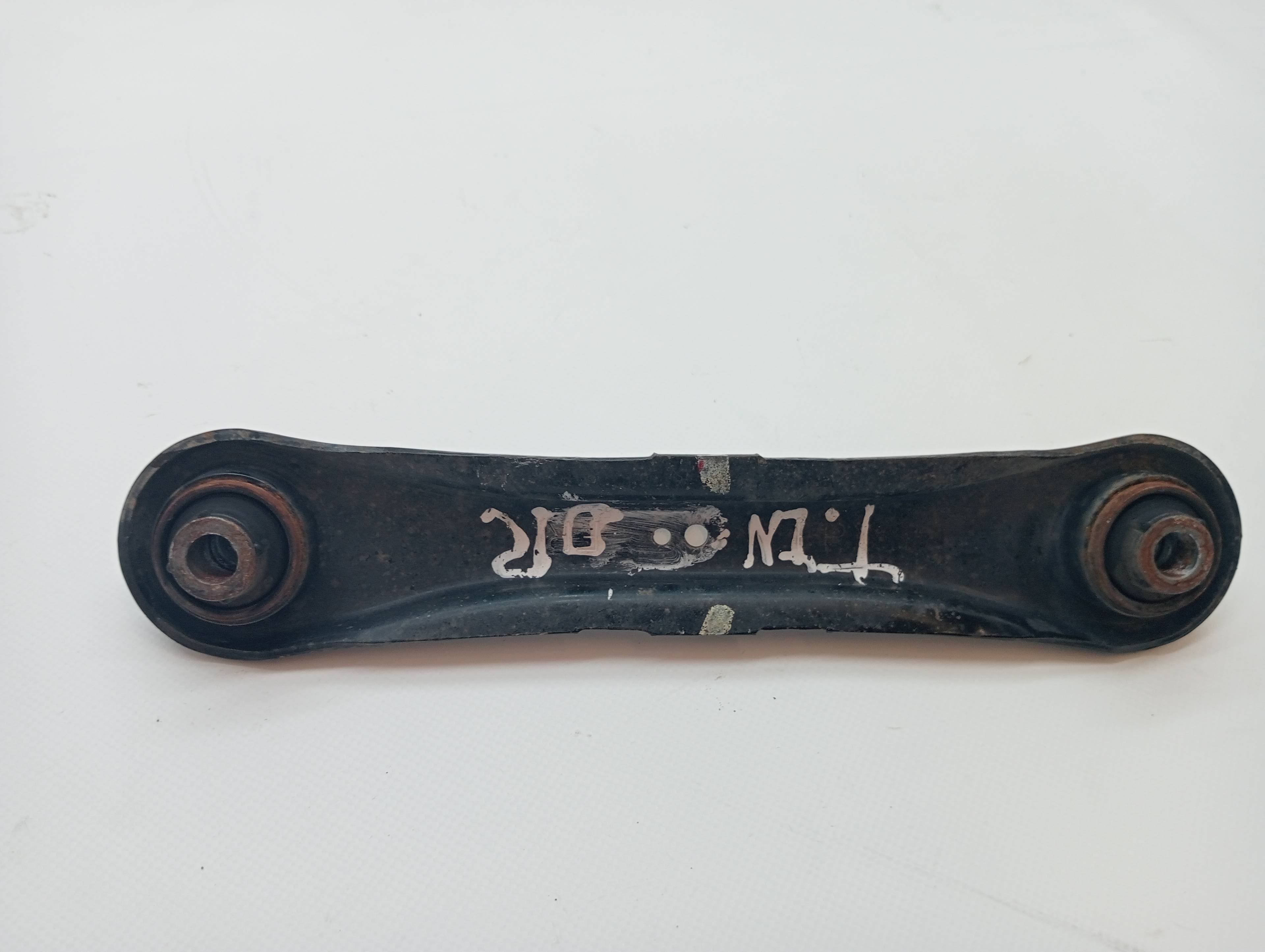 Brazo suspension inferior delantero derecho MITSUBISHI ASX (GA0W) 3