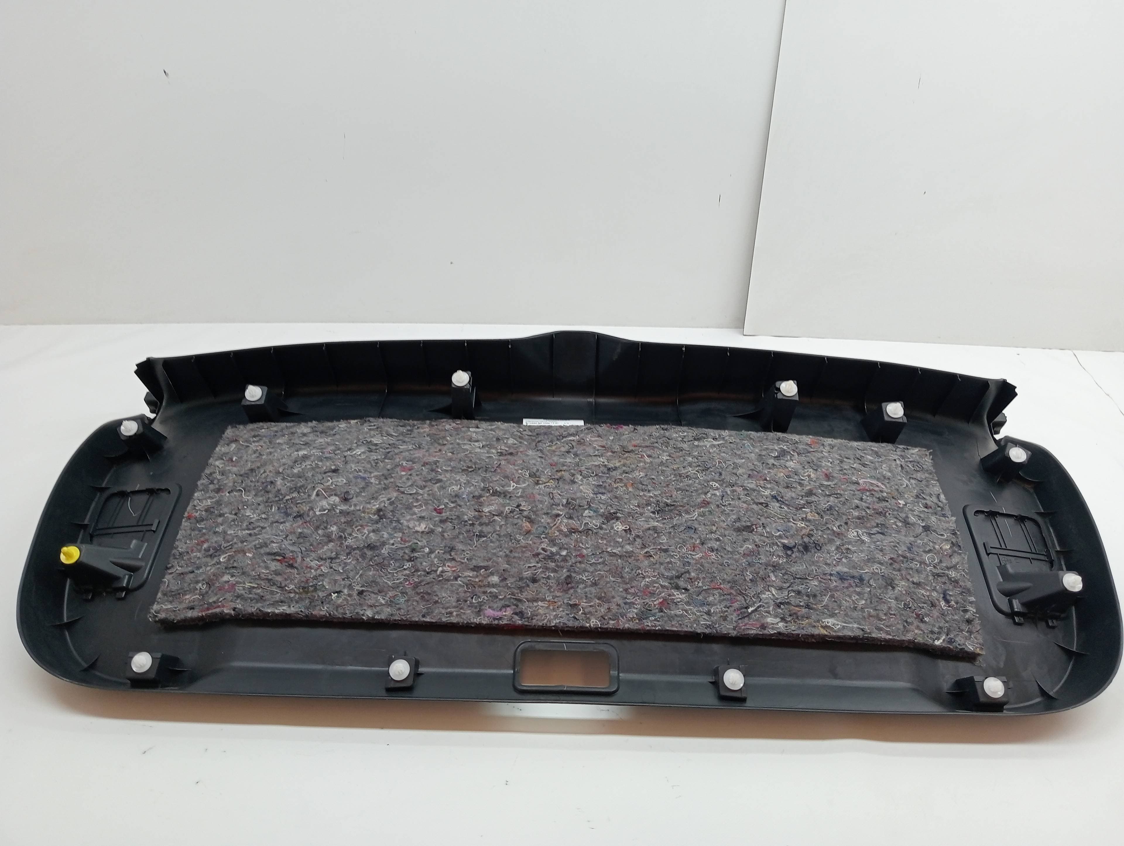 Guarnecido porton trasero MITSUBISHI ASX (GA0W)