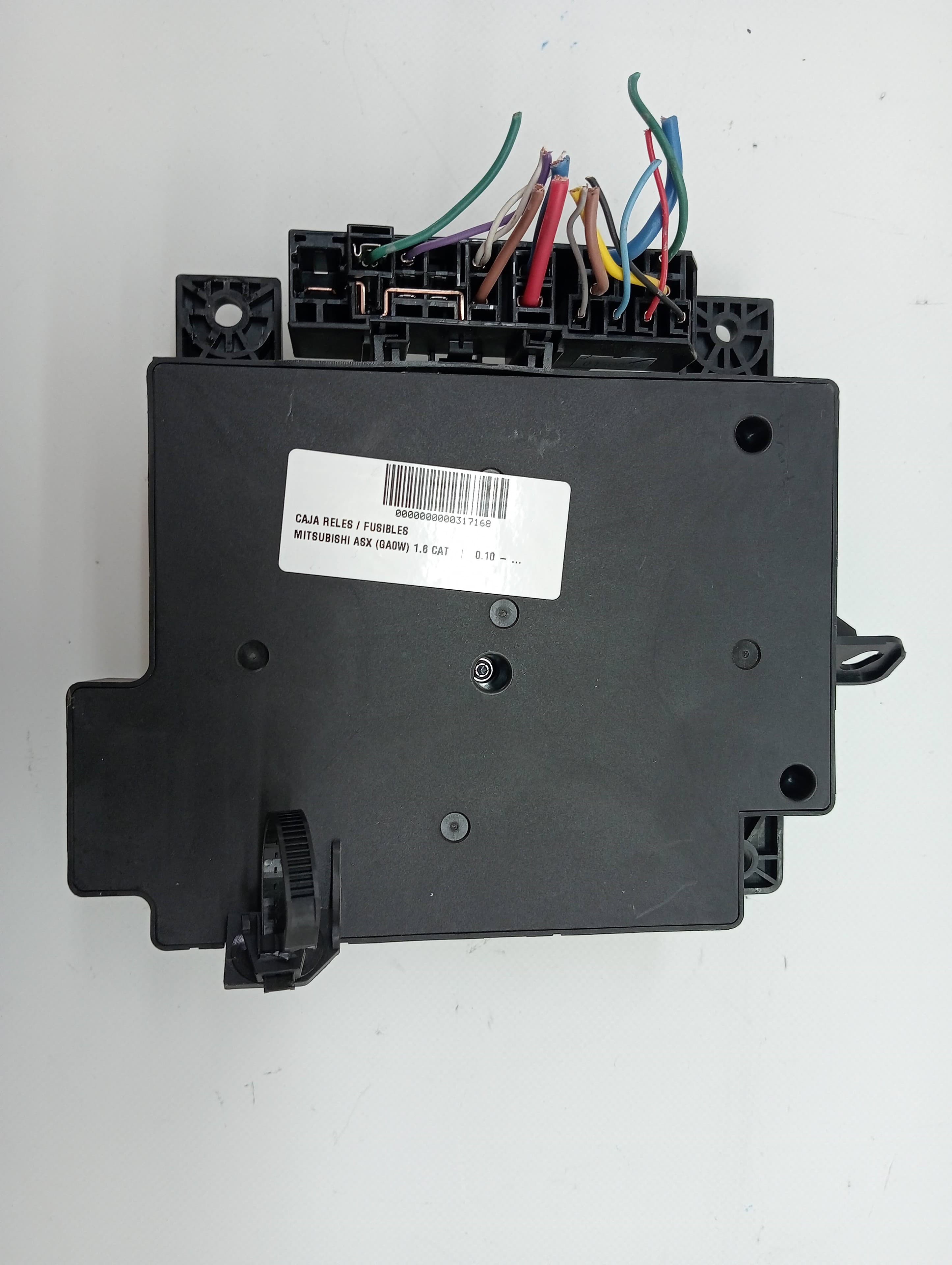 Caja reles / fusibles MITSUBISHI ASX (GA0W)