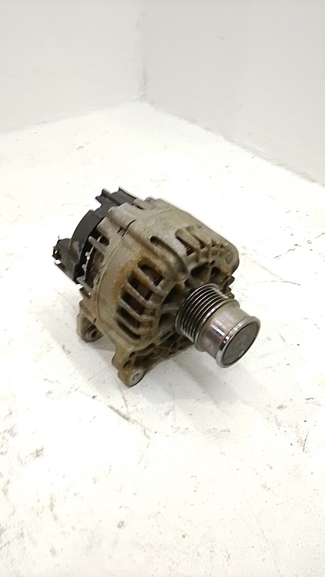 Alternador SEAT ARONA