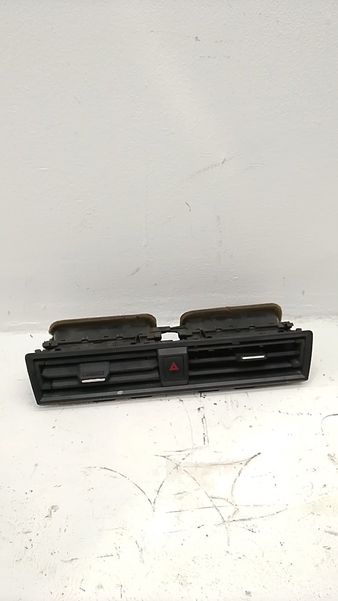 Recambio SEAT ARONA ref. 6F0819110H