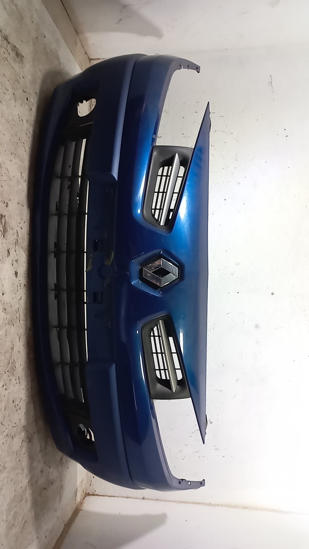 Paragolpes delantero RENAULT MEGANE II BERLINA 3P