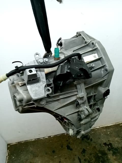 Caja cambios RENAULT MEGANE III HATCHBACK (BZ0/1_, B3_) 4