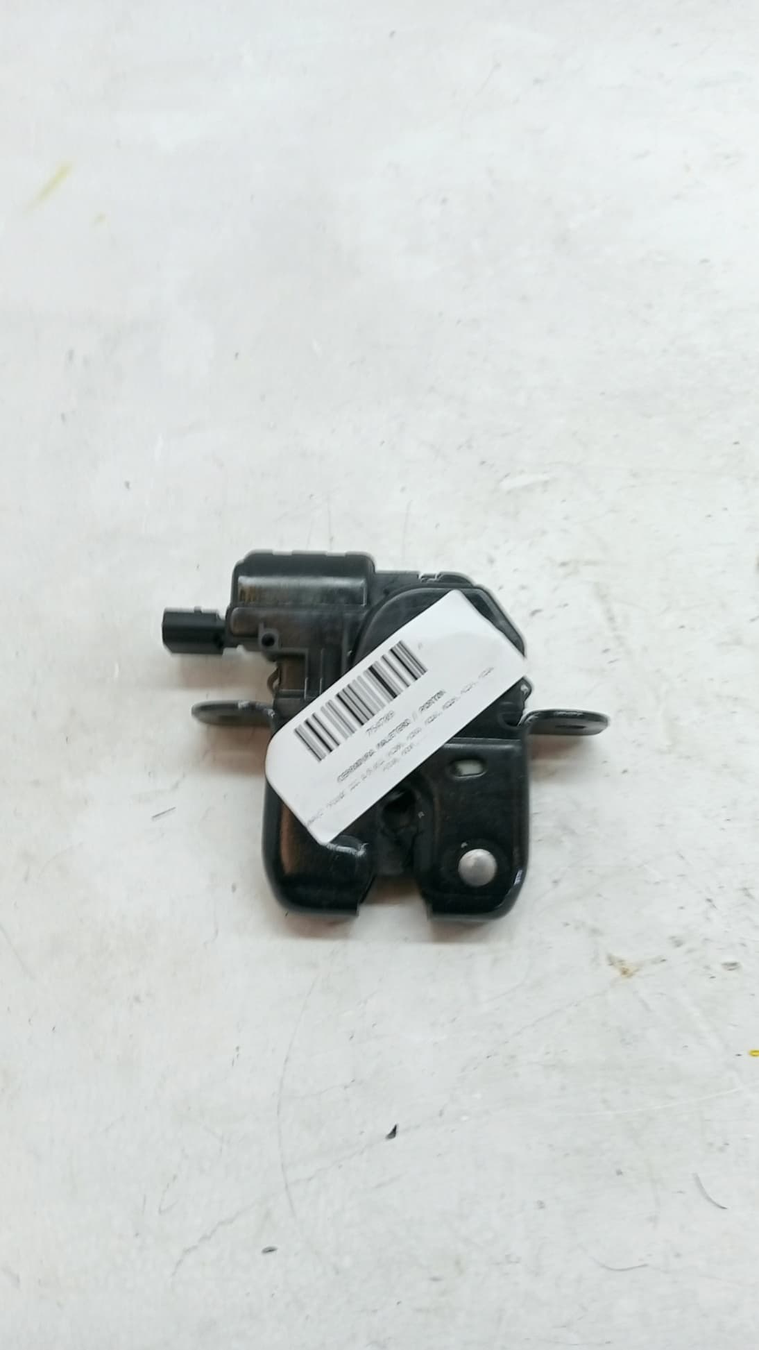 Cerradura maletero / porton RENAULT MEGANE III HATCHBACK (BZ0/1_, B3_) 3