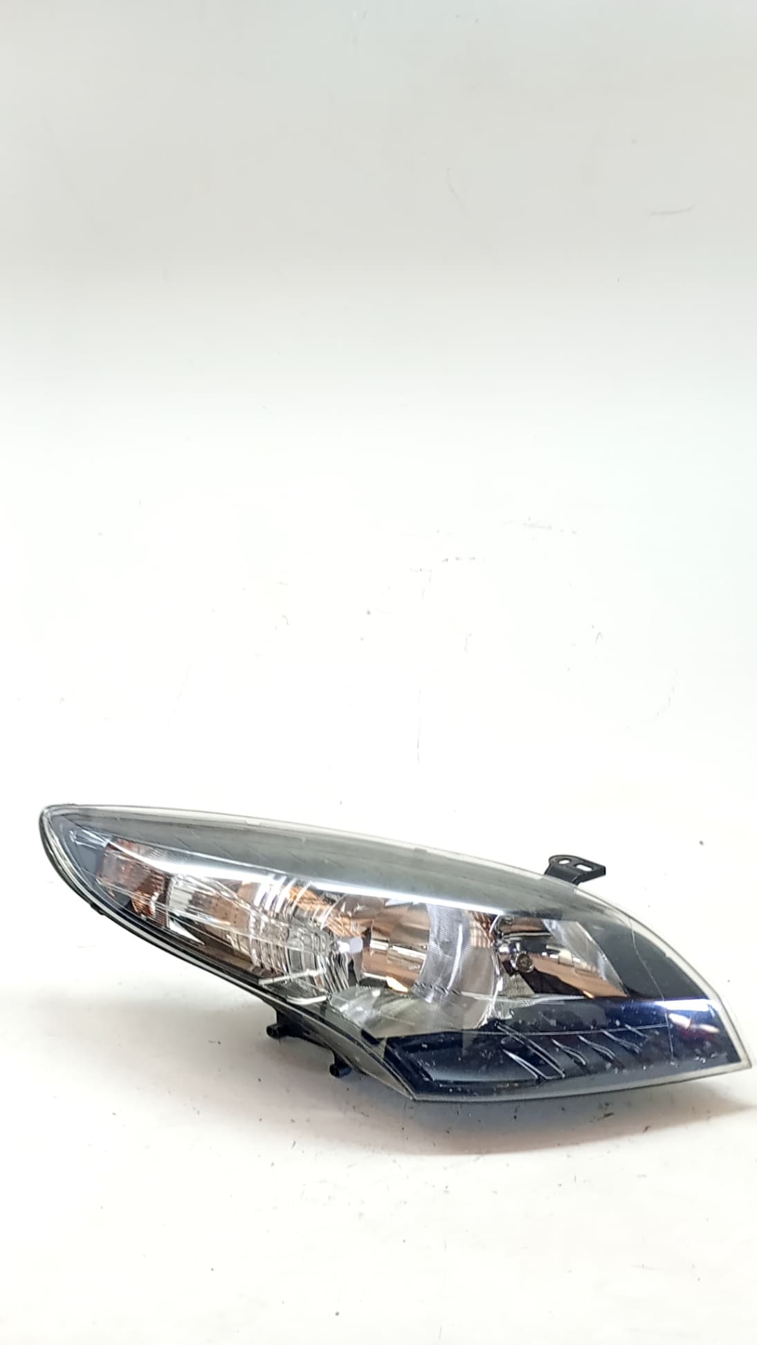 Faro derecho RENAULT MEGANE III HATCHBACK (BZ0/1_, B3_)