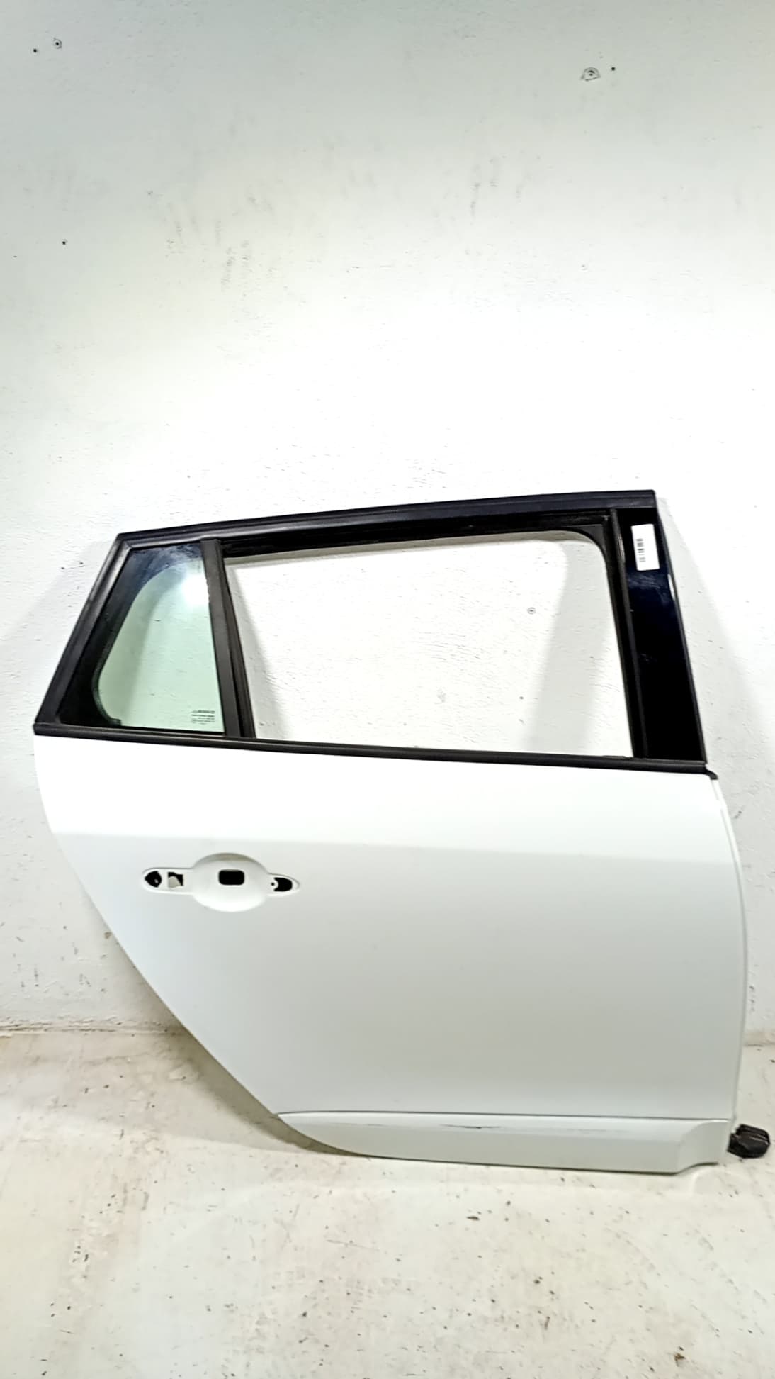 Puerta trasera derecha RENAULT MEGANE III HATCHBACK (BZ0/1_, B3_)