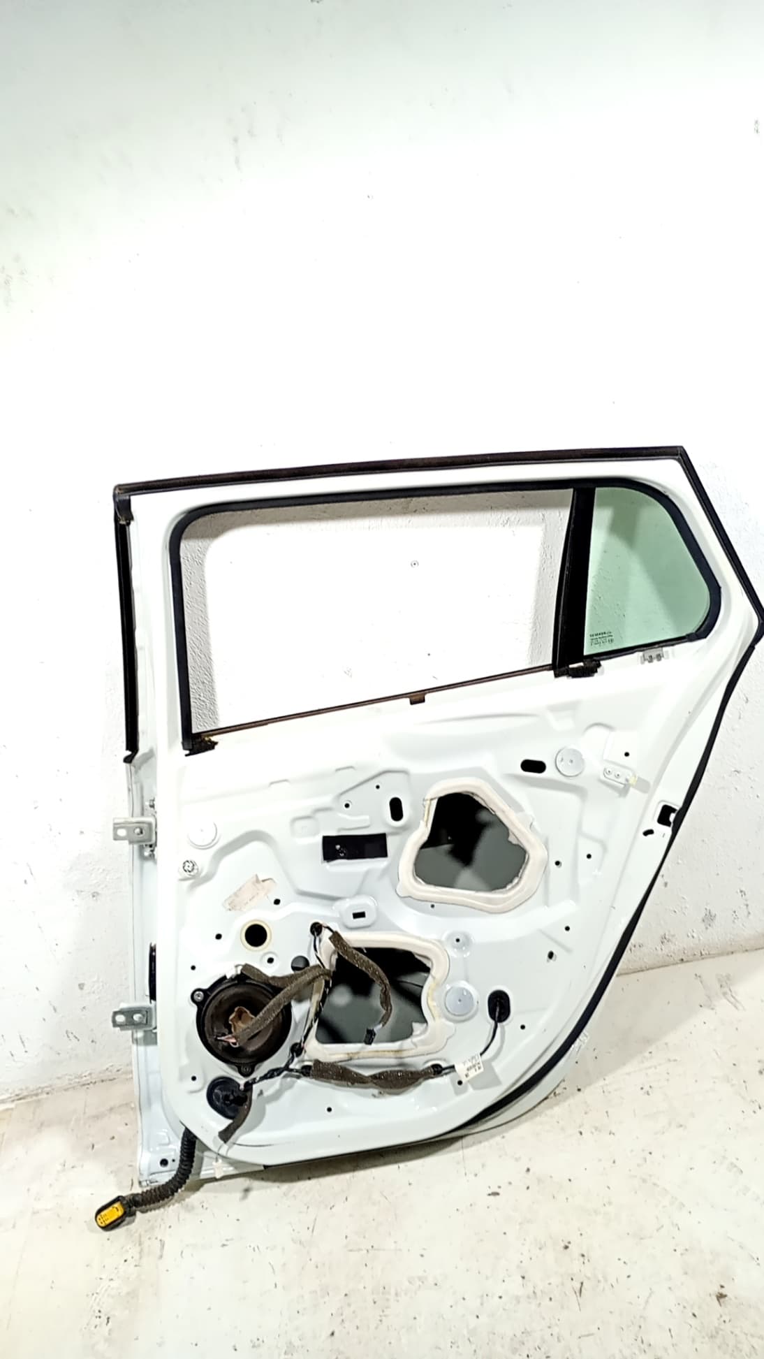 Puerta trasera derecha RENAULT MEGANE III HATCHBACK (BZ0/1_, B3_) 3