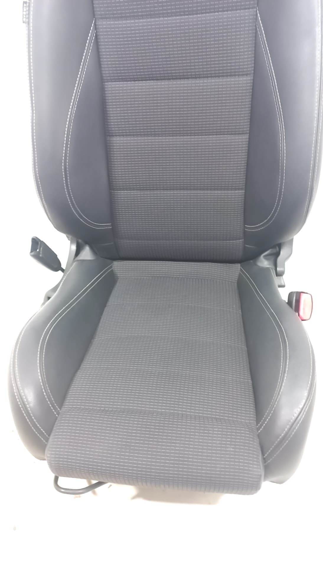 Asiento delantero derecho RENAULT MEGANE III HATCHBACK (BZ0/1_, B3_) 3