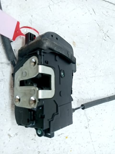 Cerradura puerta delantera izquierda KIA SPORTAGE III (SL)