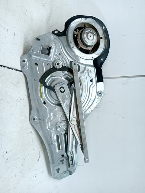 Elevalunas delantero derecho KIA SPORTAGE III (SL)