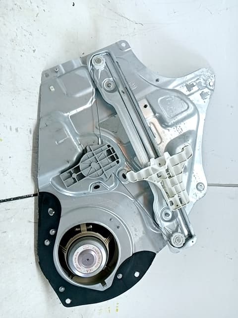 Elevalunas trasero izquierdo KIA SPORTAGE III (SL)