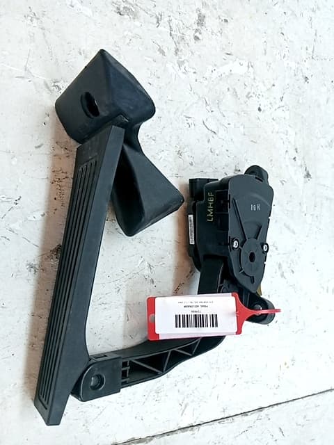 Pedal acelerador KIA SPORTAGE III (SL) 2