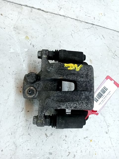 Recambio KIA SPORTAGE III (SL) ref. 8210D7000 2