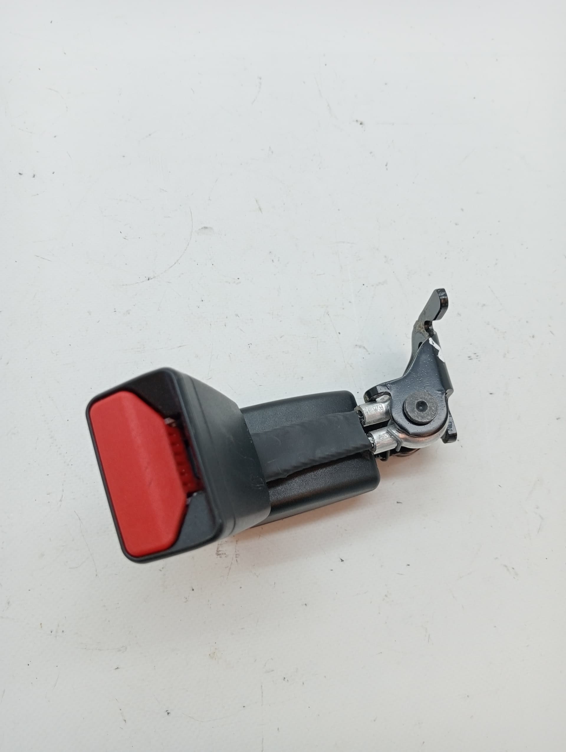 Enganche cinturon PEUGEOT 2008 (P1) 3