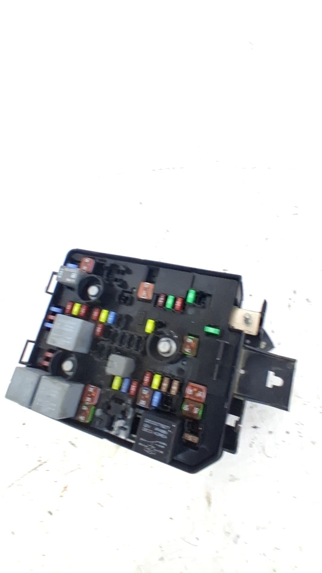 Caja reles / fusibles OPEL CORSA E