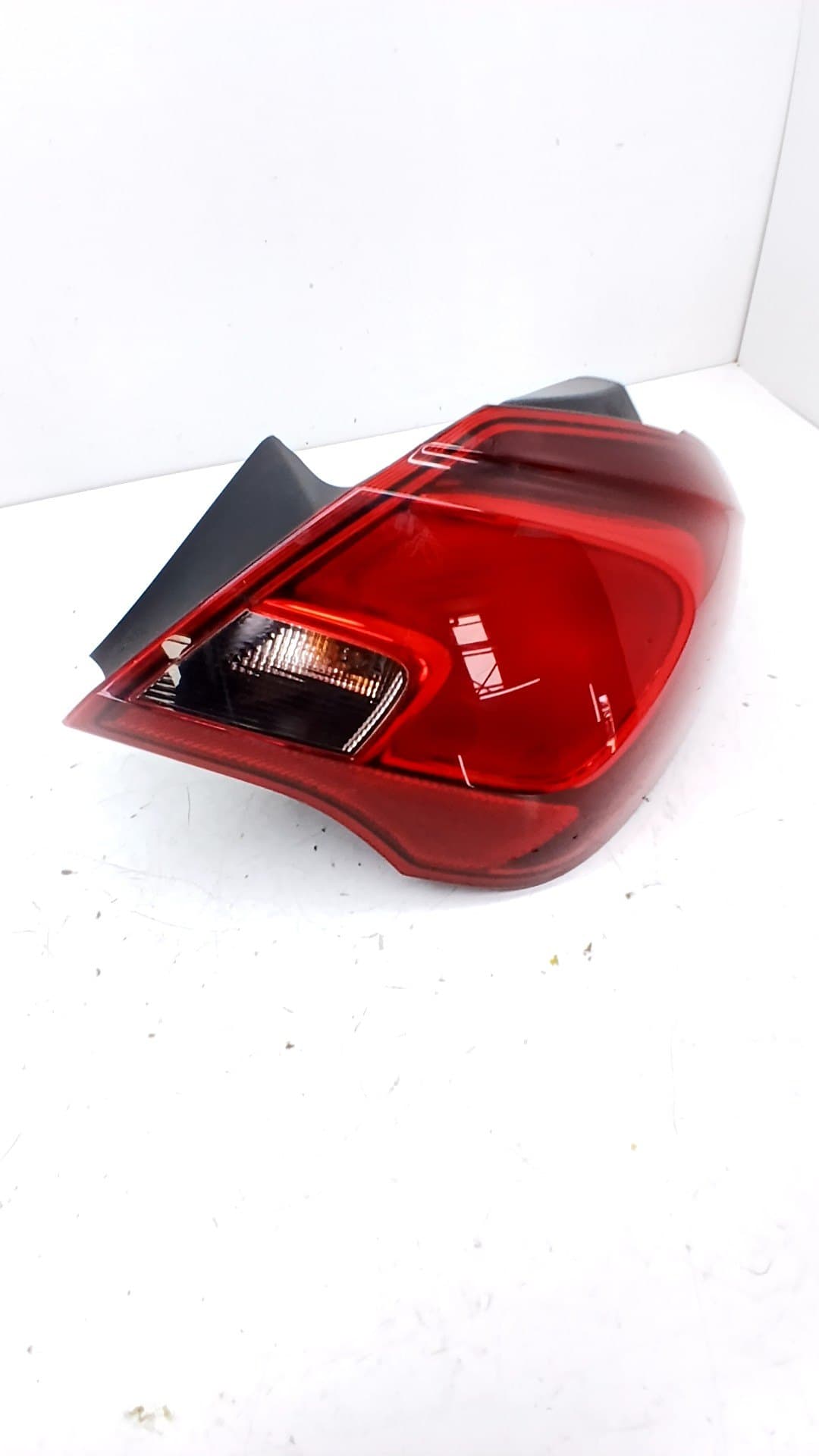 Piloto trasero derecho OPEL CORSA E