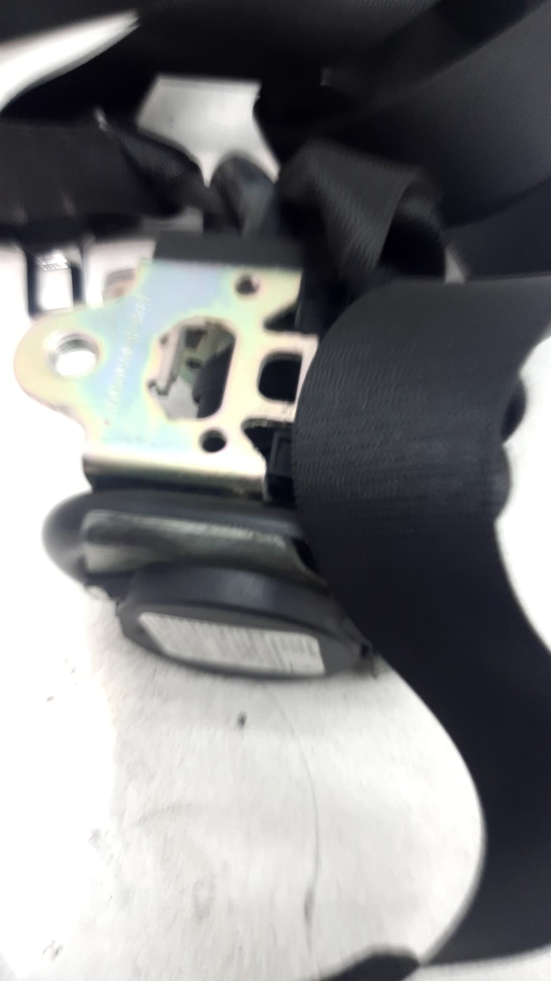 Cinturon seguridad delantero izquierdo MERCEDES-BENZ CLASE B (W245) 4