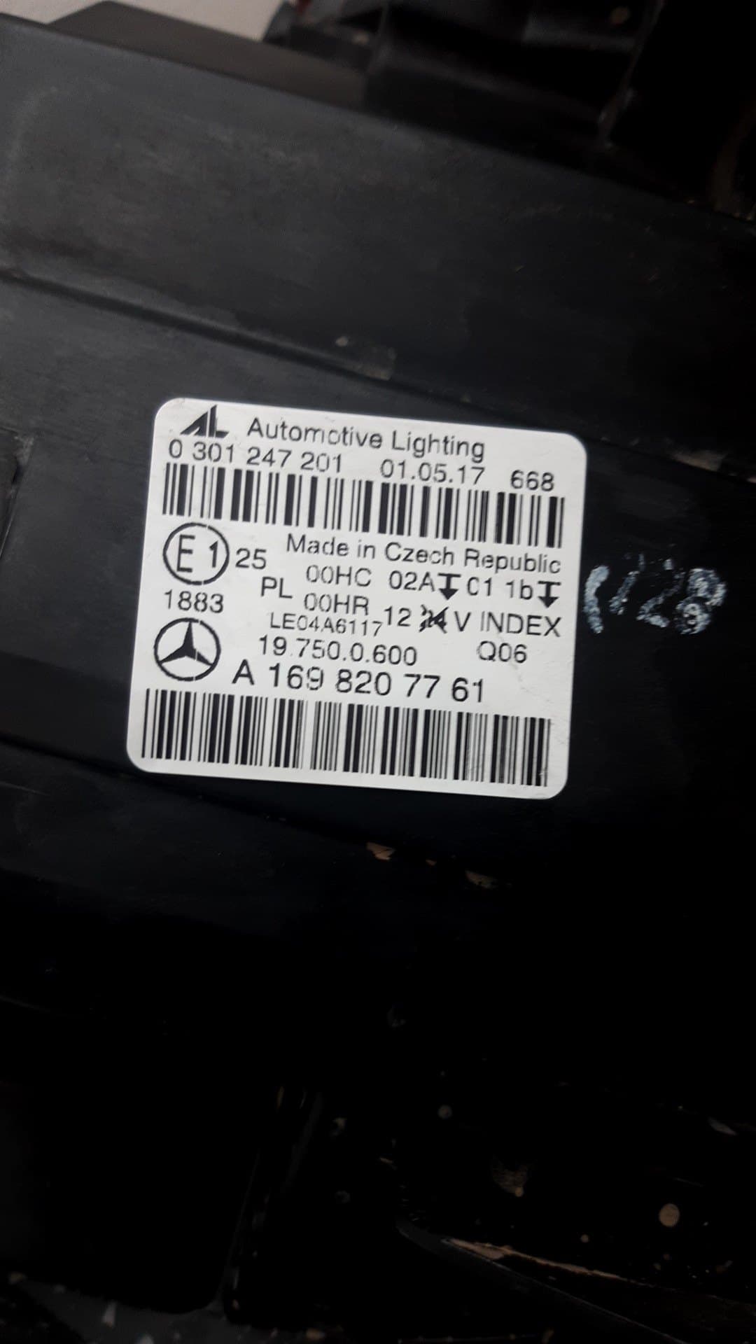 Faro izquierdo MERCEDES-BENZ CLASE B (W245) 2