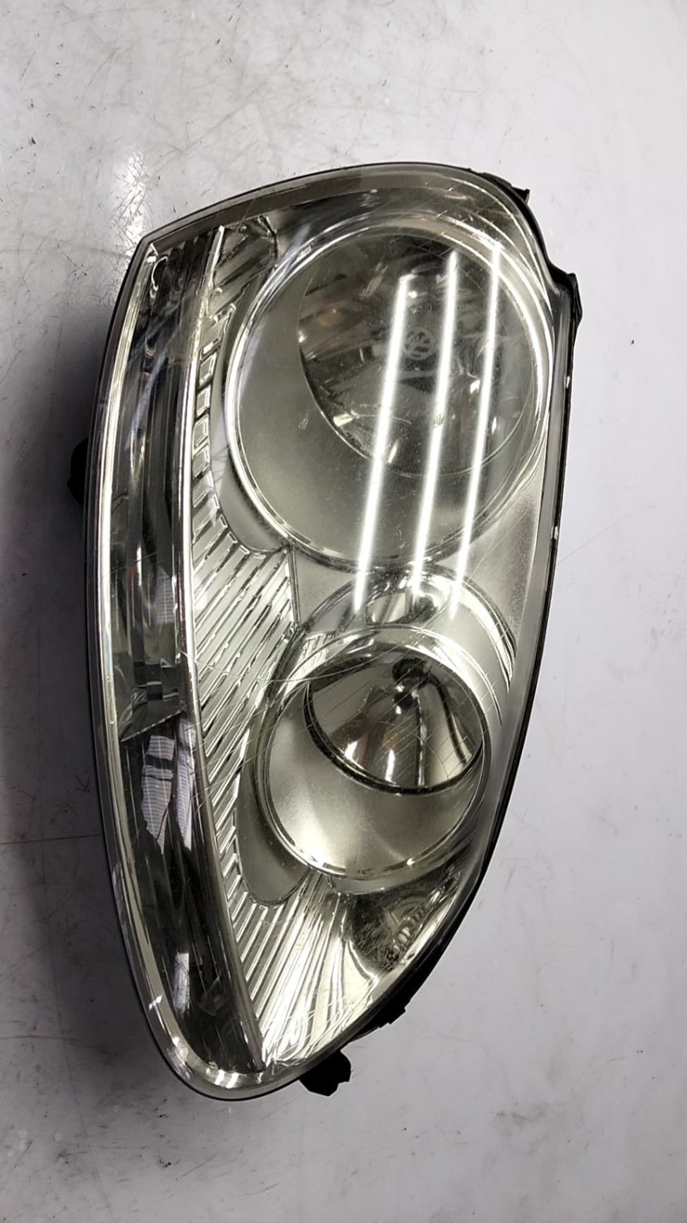 Faro derecho VOLKSWAGEN GOLF V BERLINA (1K1)