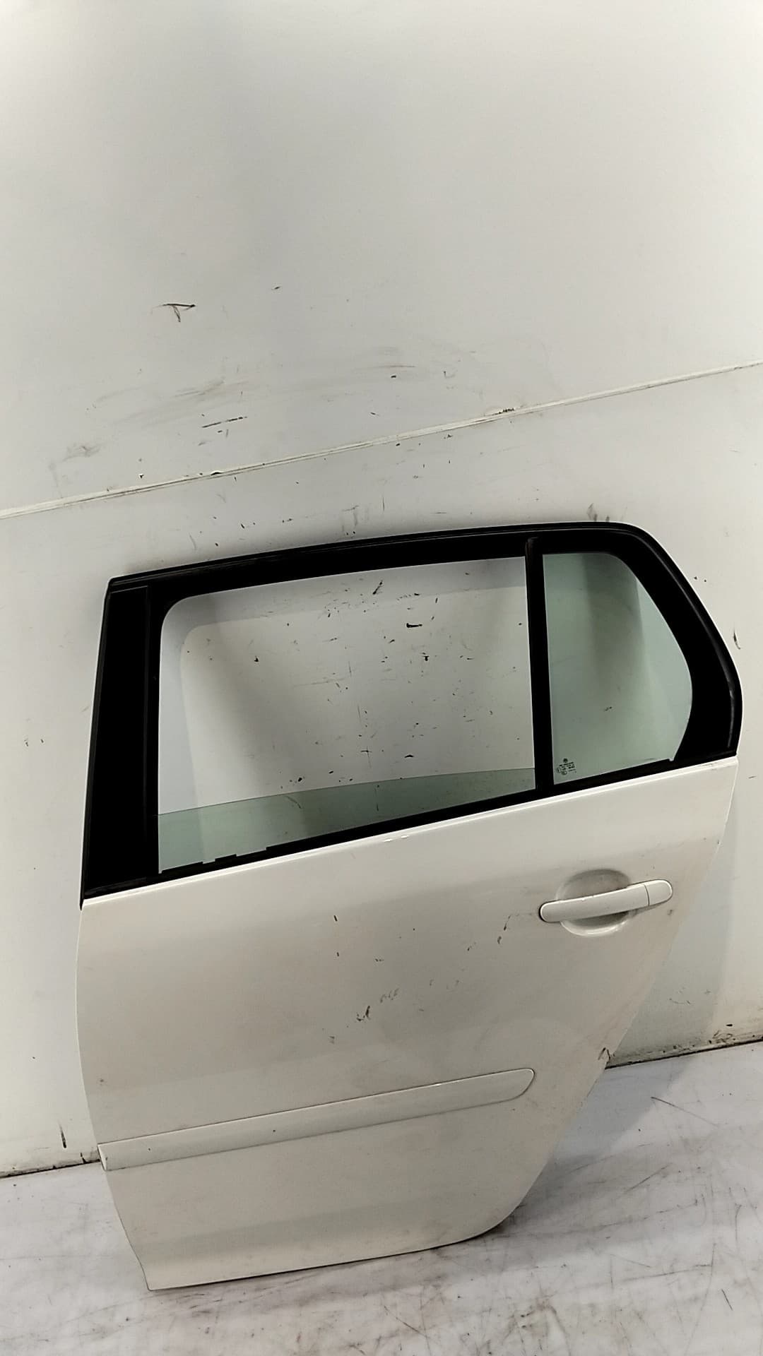Puerta trasera izquierda VOLKSWAGEN GOLF V BERLINA (1K1) 5