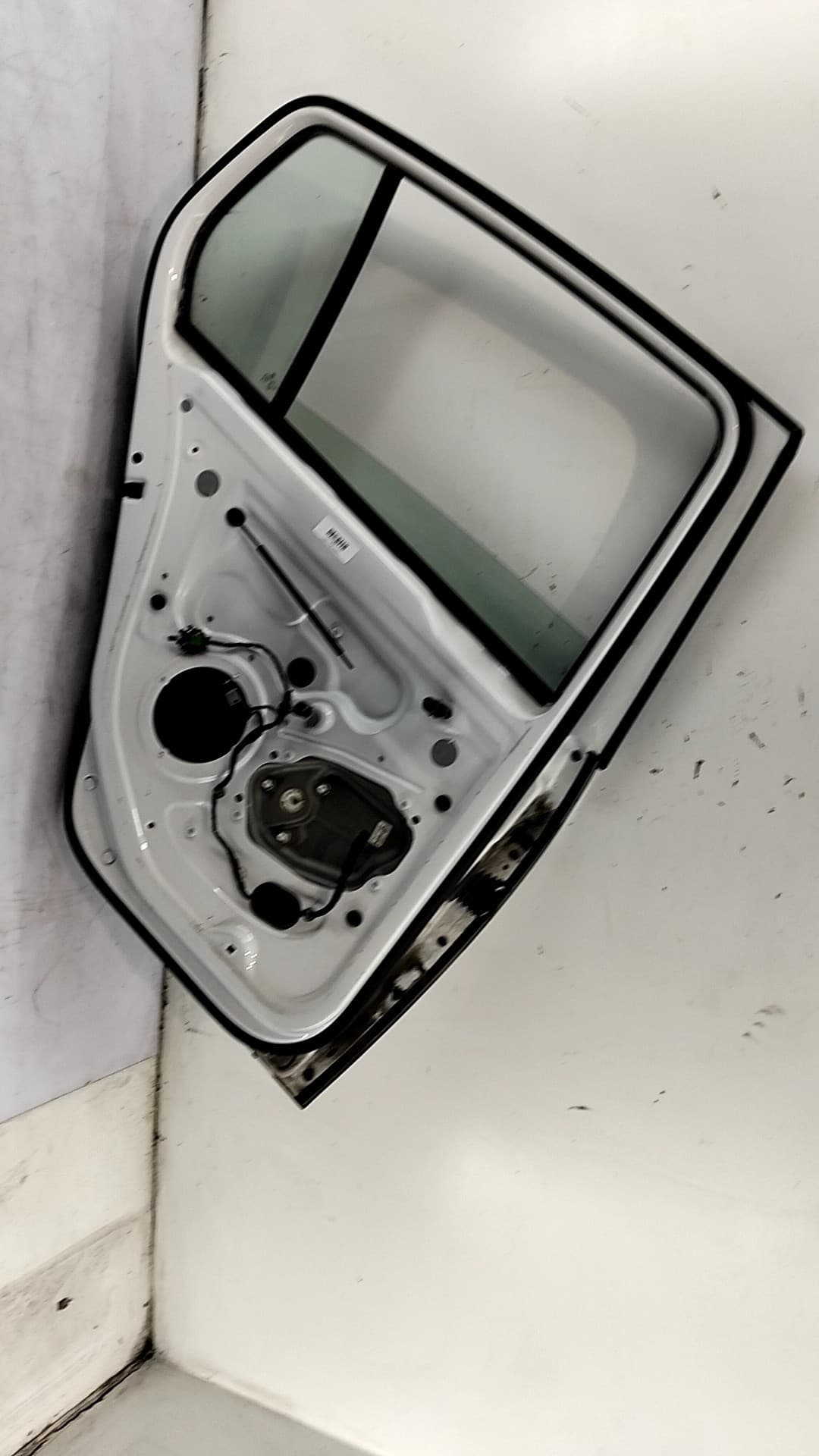 Puerta trasera izquierda VOLKSWAGEN GOLF V BERLINA (1K1) 4