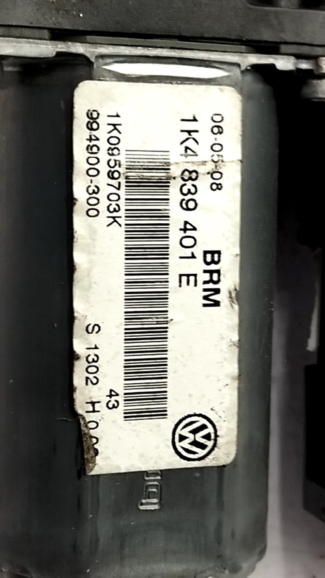 Motor elevalunas trasero izquierdo VOLKSWAGEN GOLF V BERLINA (1K1) 2