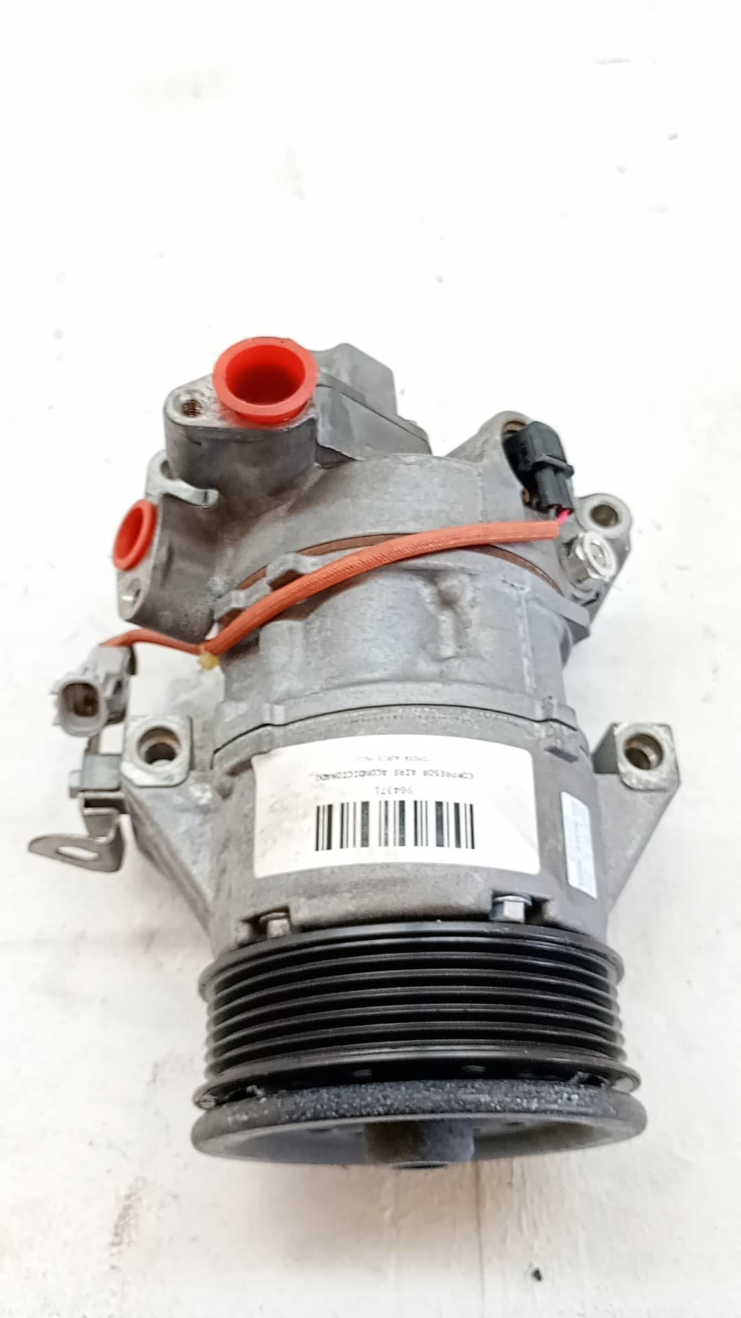 Recambio TOYOTA AURIS ref. 883100D330