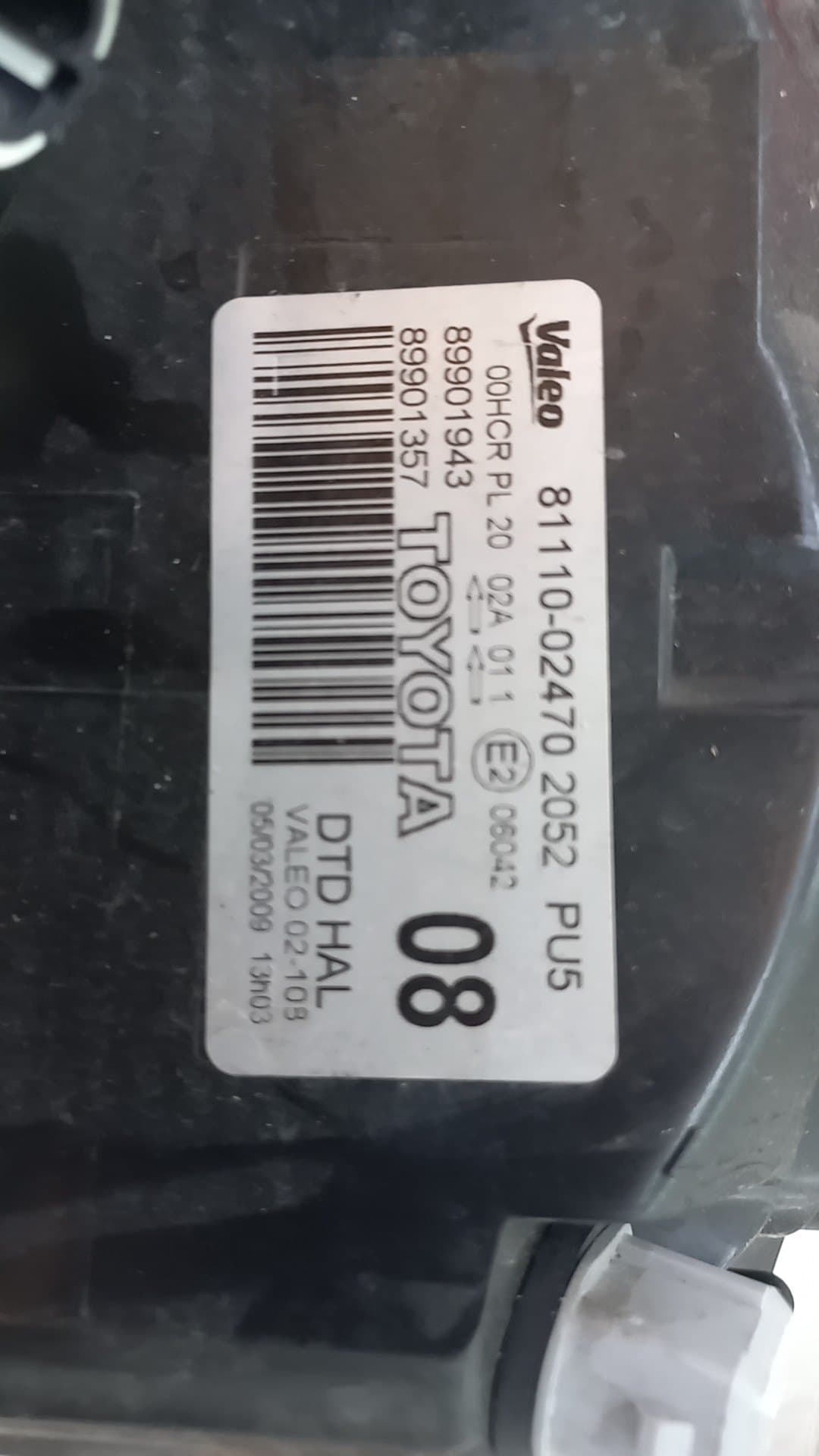 Faro derecho TOYOTA AURIS 2