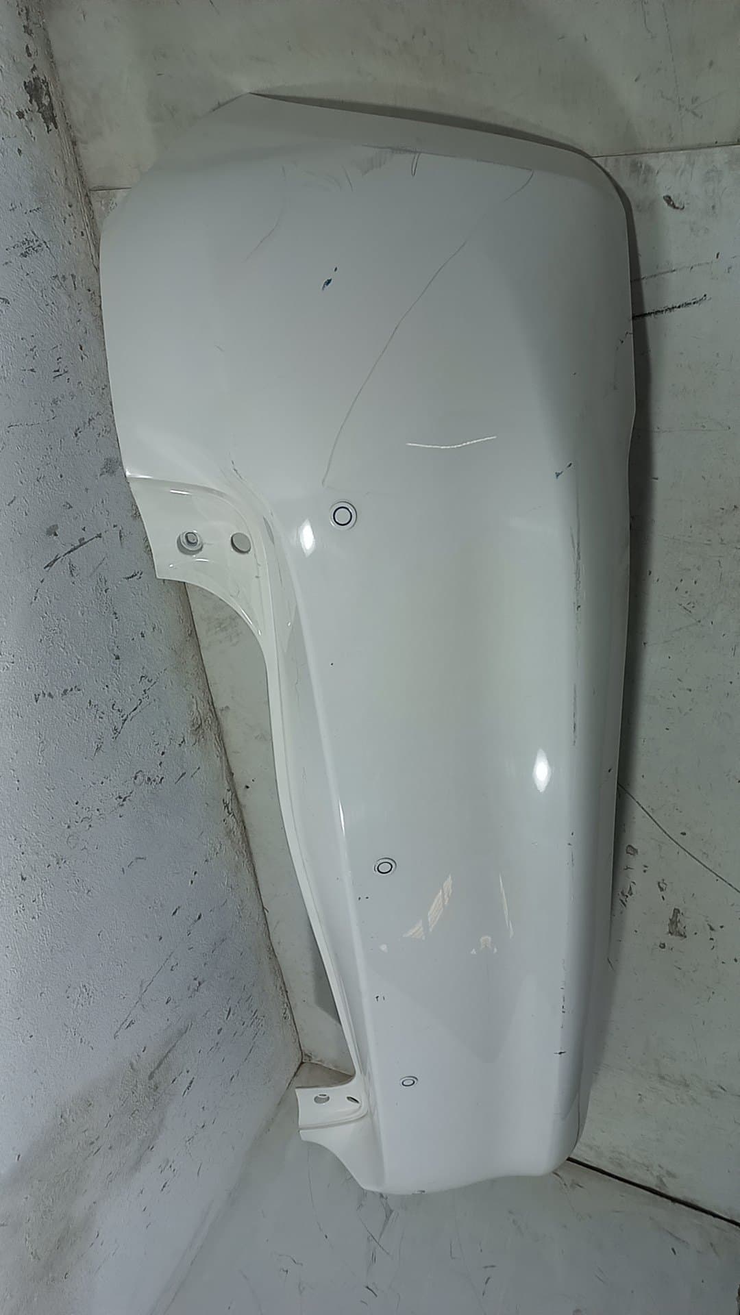 Paragolpes trasero TOYOTA AURIS 2