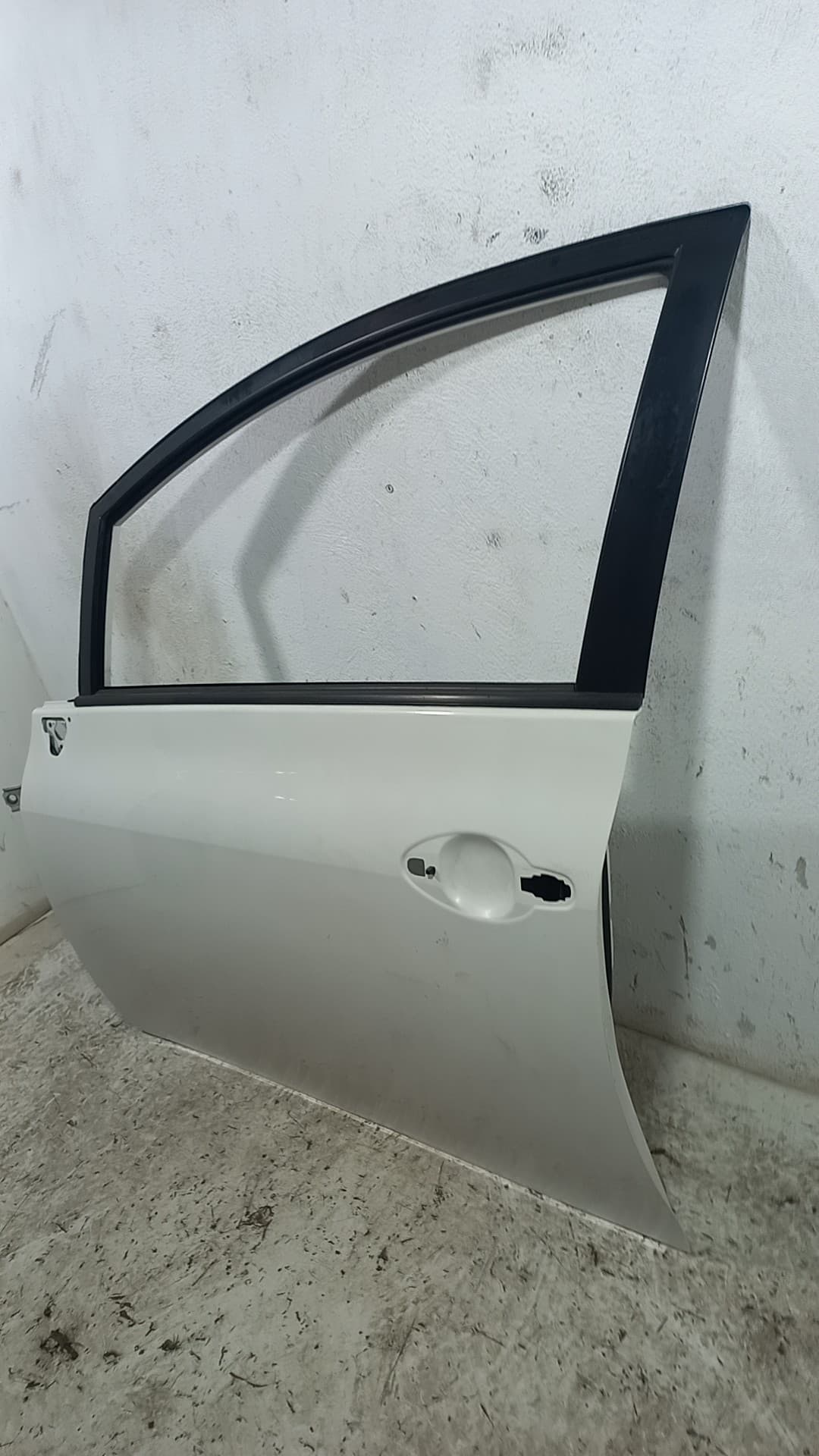 Puerta delantera izquierda TOYOTA AURIS 4