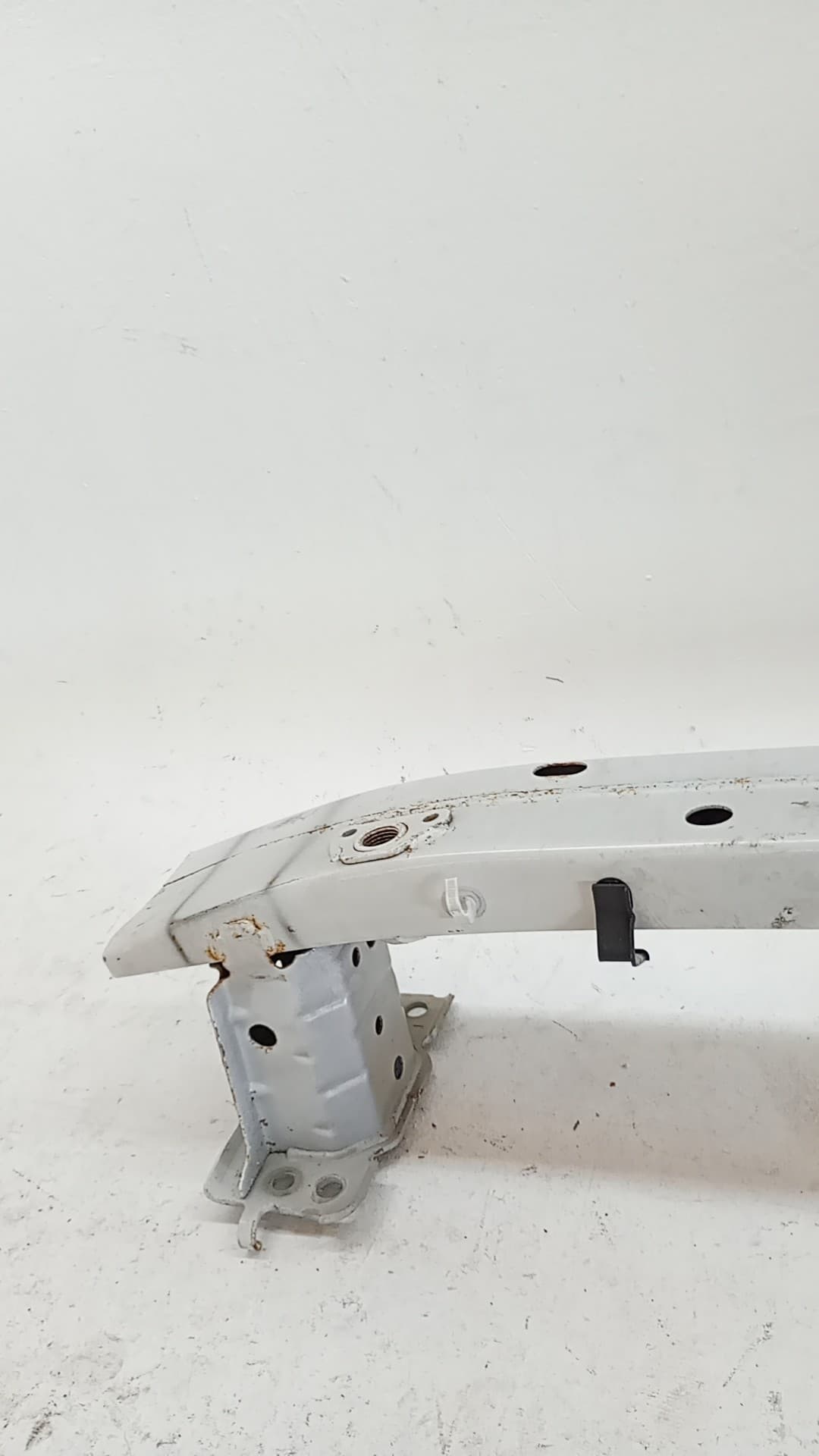 Refuerzo paragolpes delantero TOYOTA AURIS