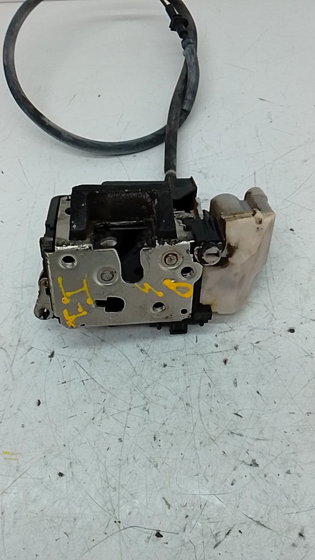 Cerradura puerta trasera izquierda FIAT DOBLO 3