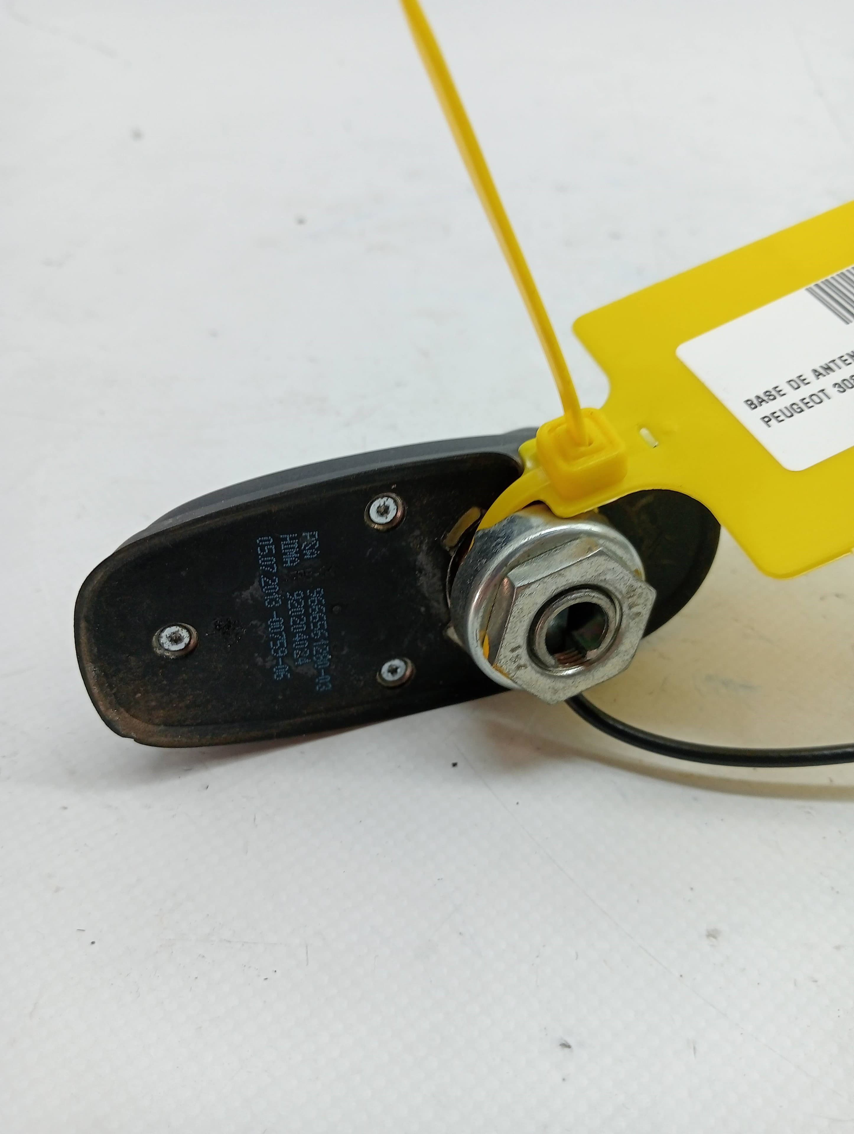 Base de antena PEUGEOT 308 3