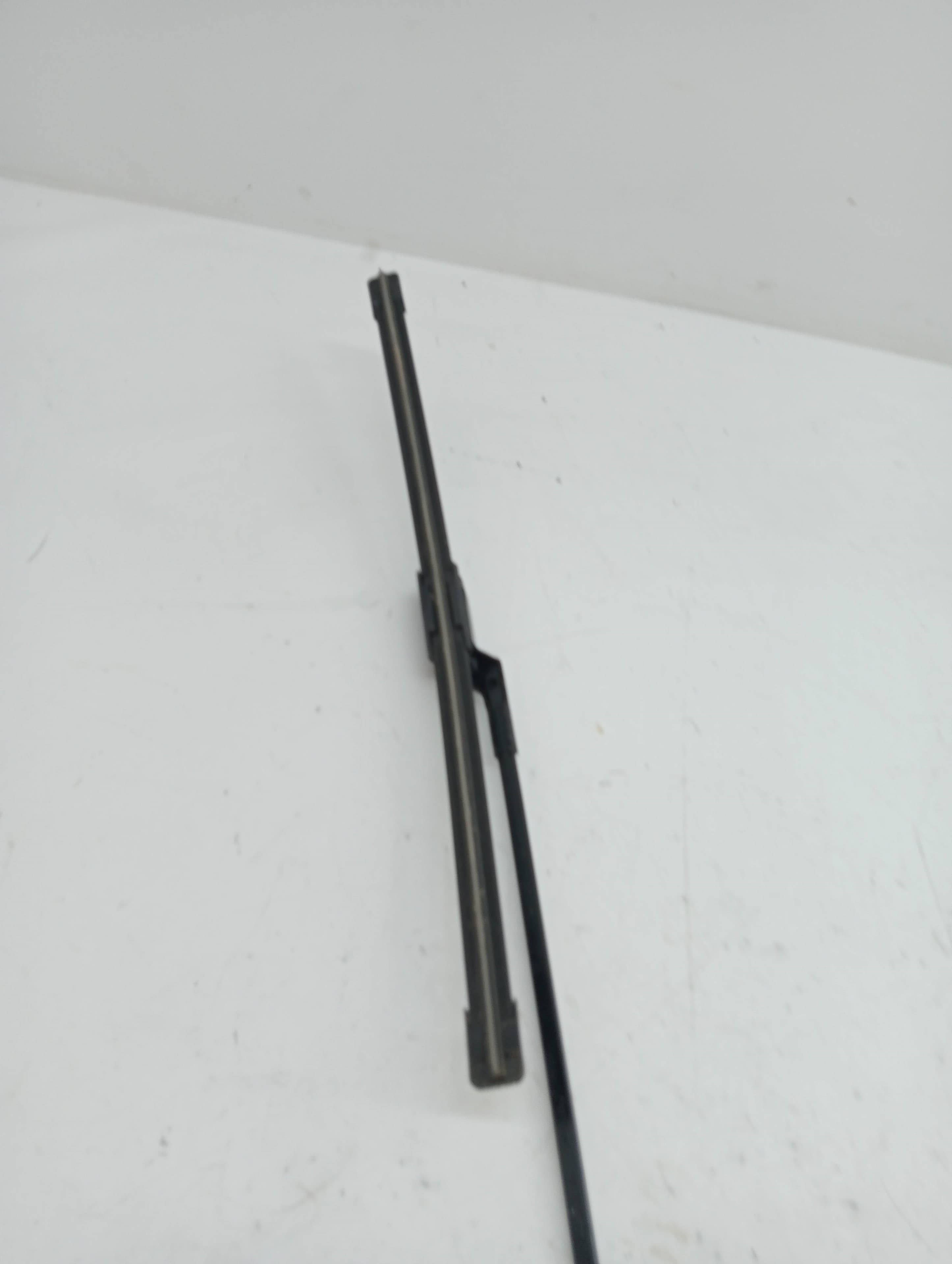 Brazo limpia delantero derecho PEUGEOT 308 2