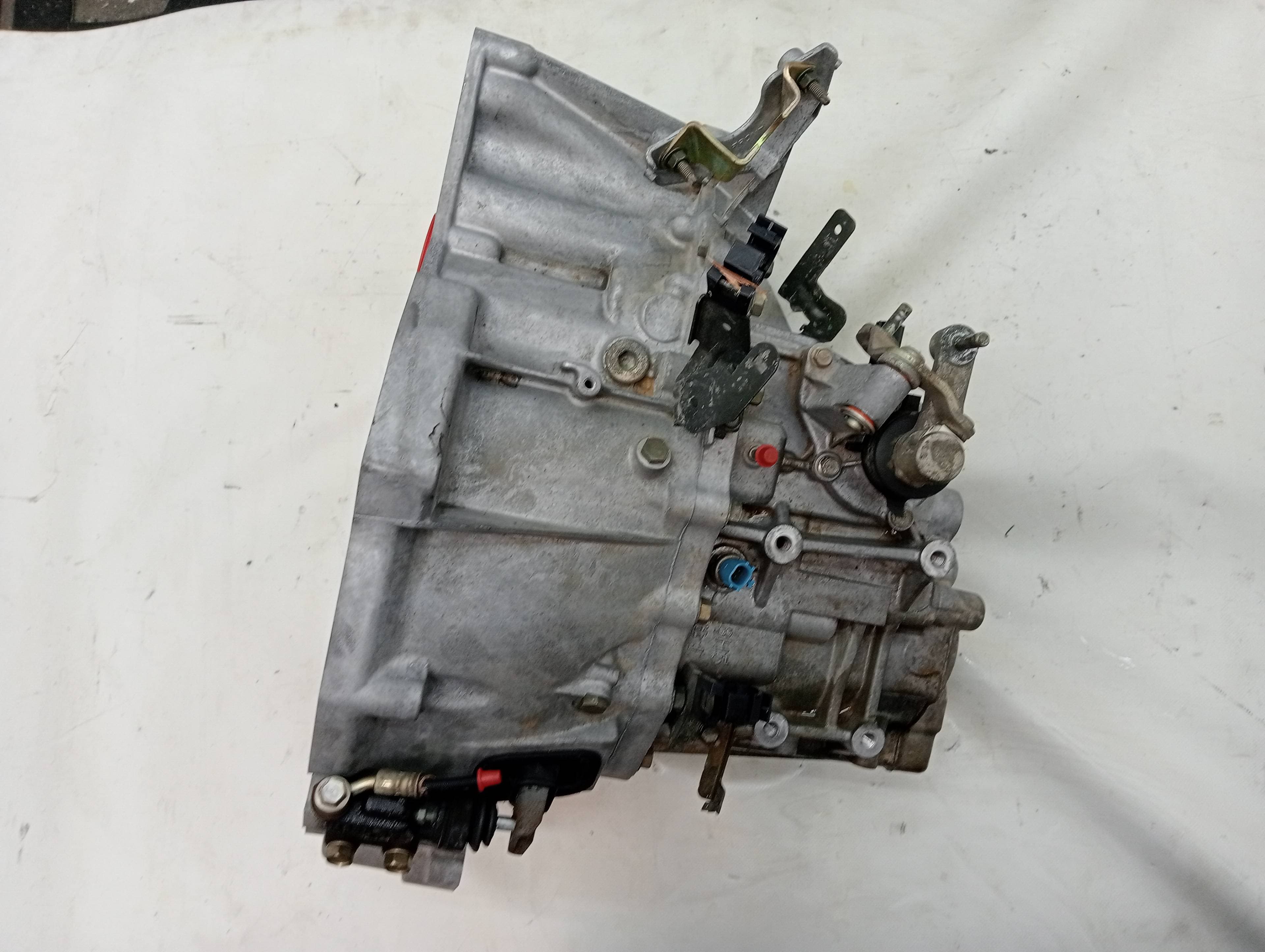 Caja cambios NISSAN X-TRAIL (T30) 4